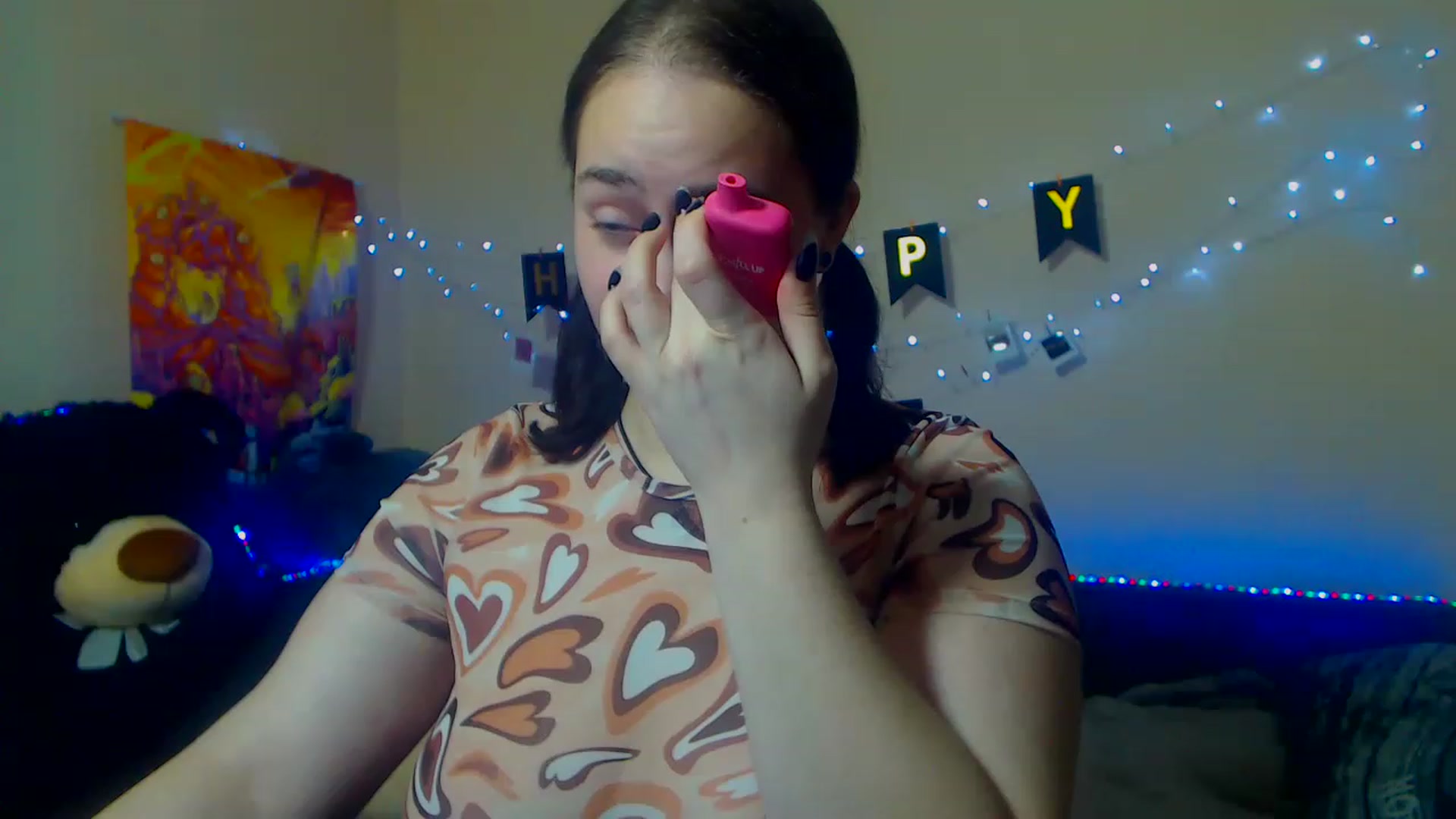 Gallery image thumbnail from ErinColle's myfreecams stream on, 11/19/2022, 18:06 image 17 of 20