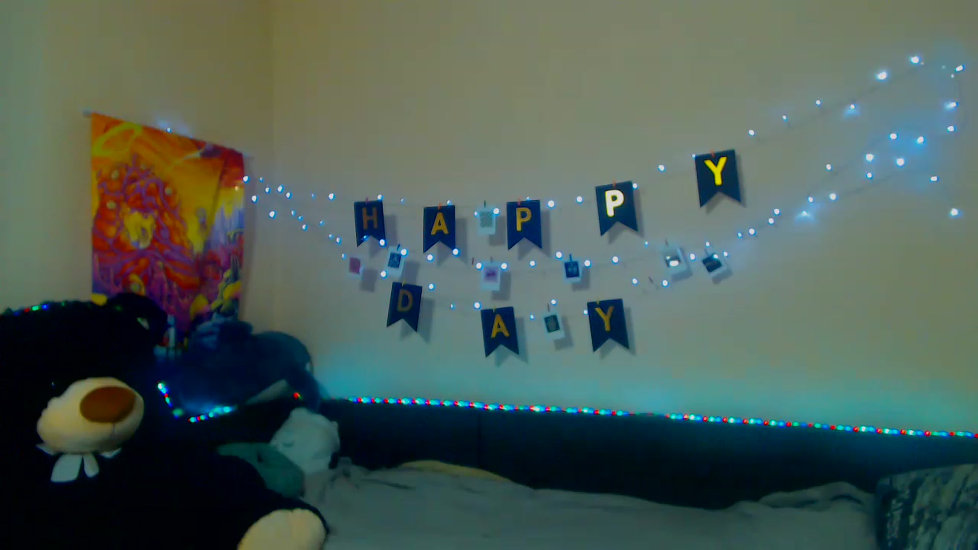 Gallery image thumbnail from ErinColle's myfreecams stream on, 11/19/2022, 19:16 image 5 of 20