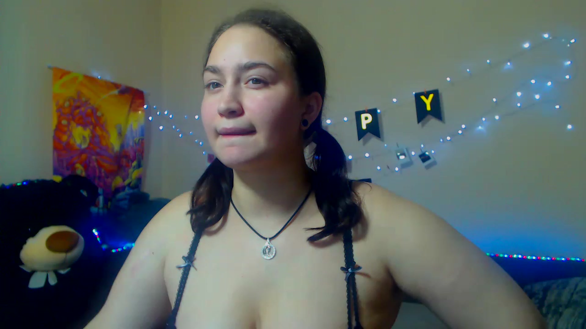 Gallery image thumbnail from ErinColle's myfreecams stream on, 11/19/2022, 19:16 image 8 of 20