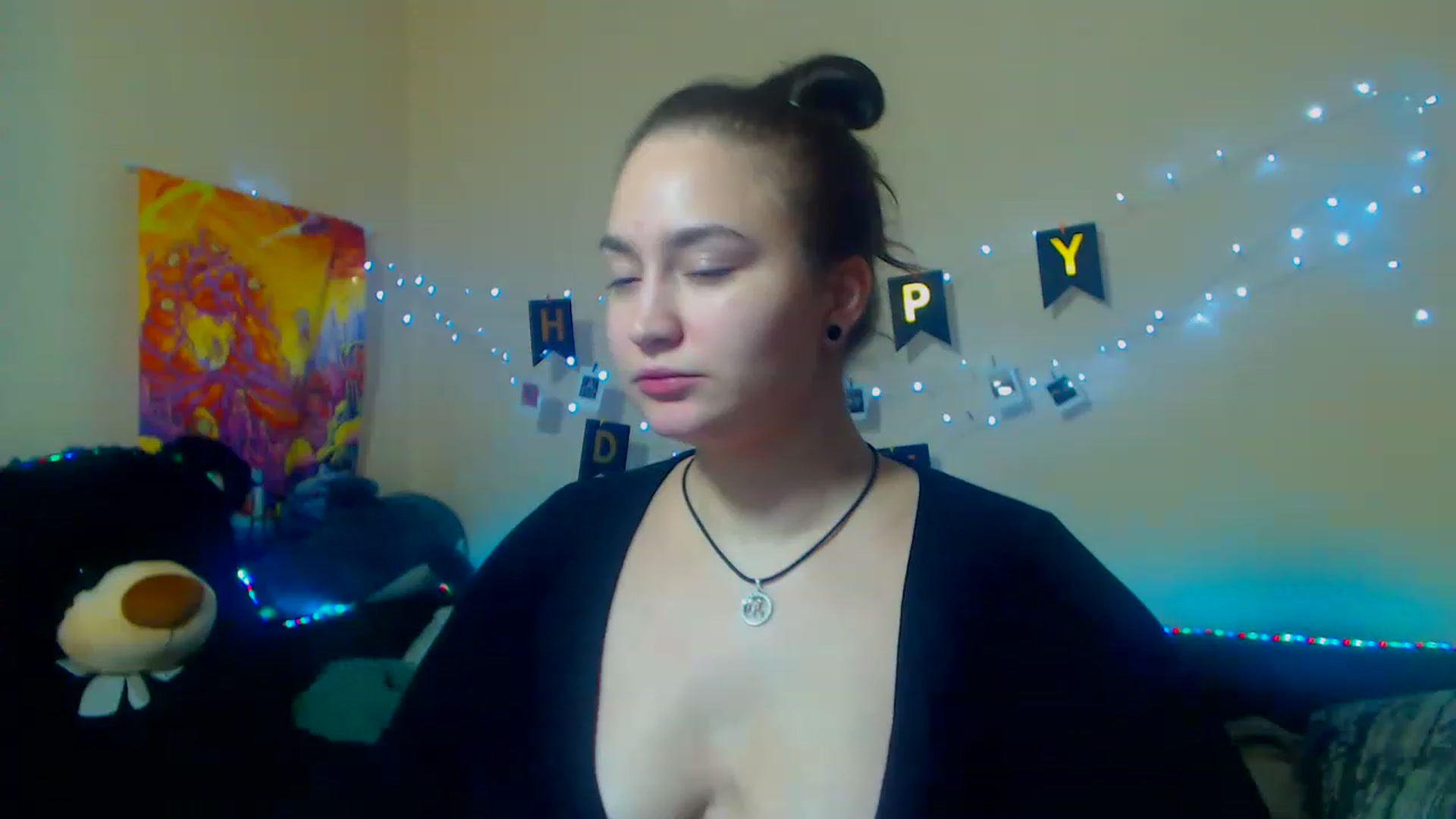 Gallery image thumbnail from ErinColle's myfreecams stream on, 11/19/2022, 21:28 image 2 of 20
