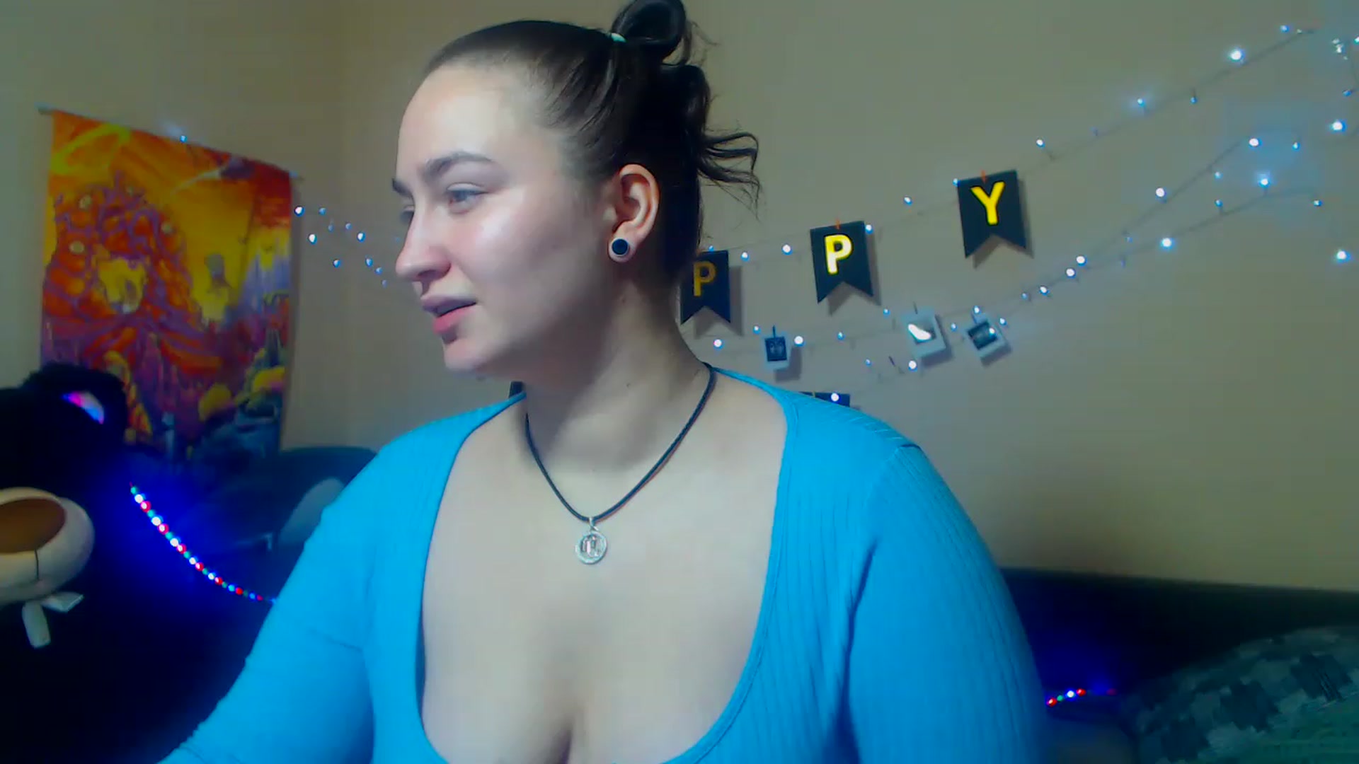 Gallery image thumbnail from ErinColle's myfreecams stream on, 11/27/2022, 19:03 image 13 of 20
