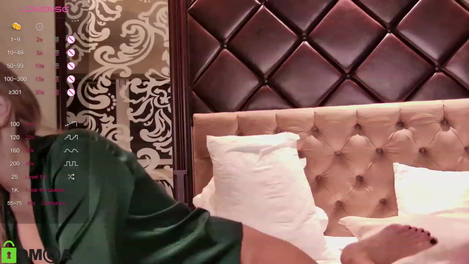 Gallery image thumbnail from ErinHartX's myfreecams stream on, 11/13/2023, 24:03 image 13 of 20