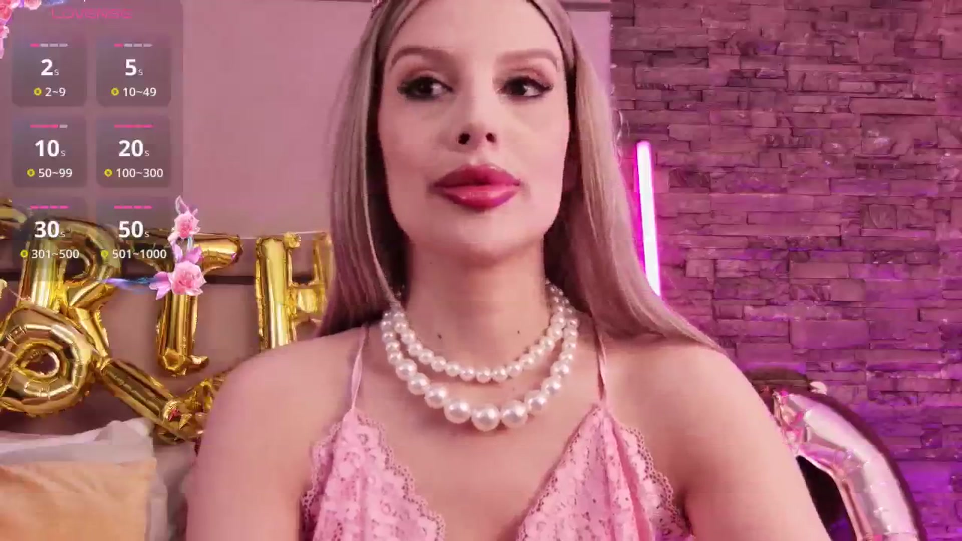 Gallery image thumbnail from ErinHartX's myfreecams stream on, 02/10/2025, 24:45 image 6 of 20