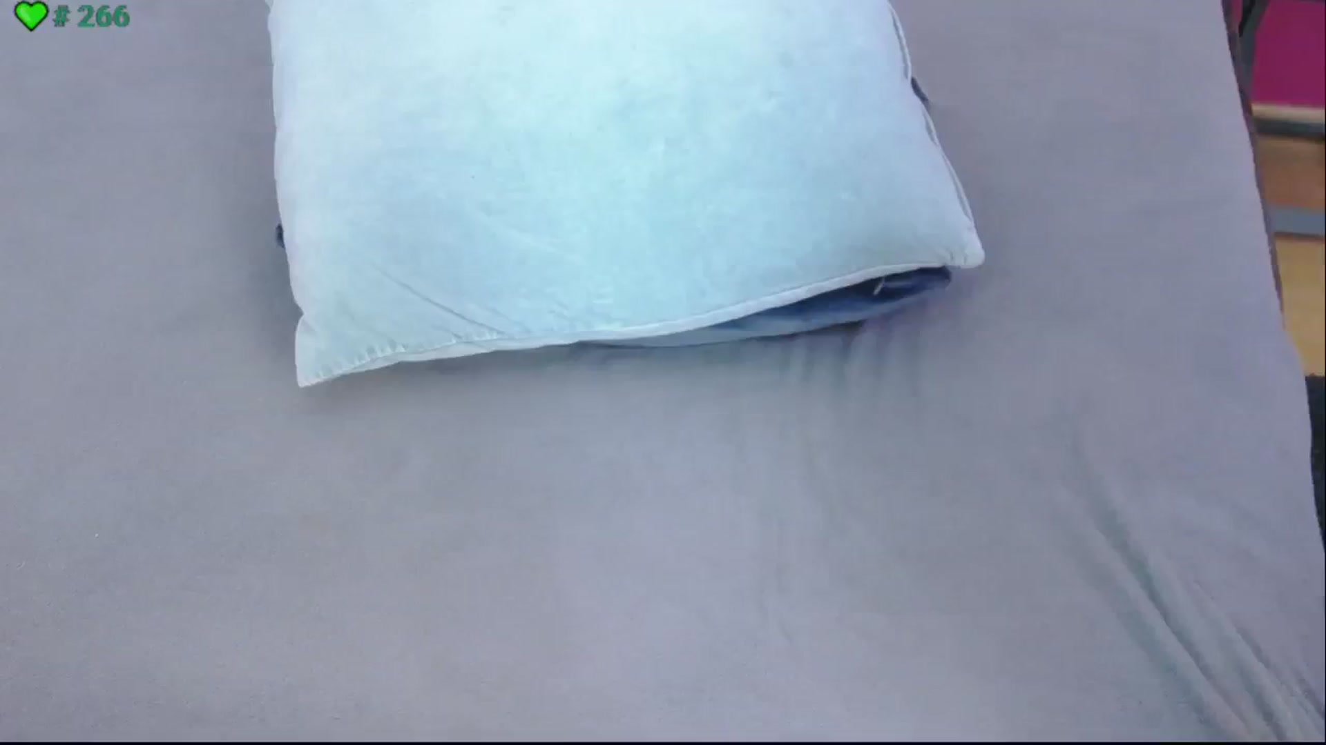 Gallery image thumbnail from ErinOn's myfreecams stream on, 06/08/2025, 16:01 image 15 of 20