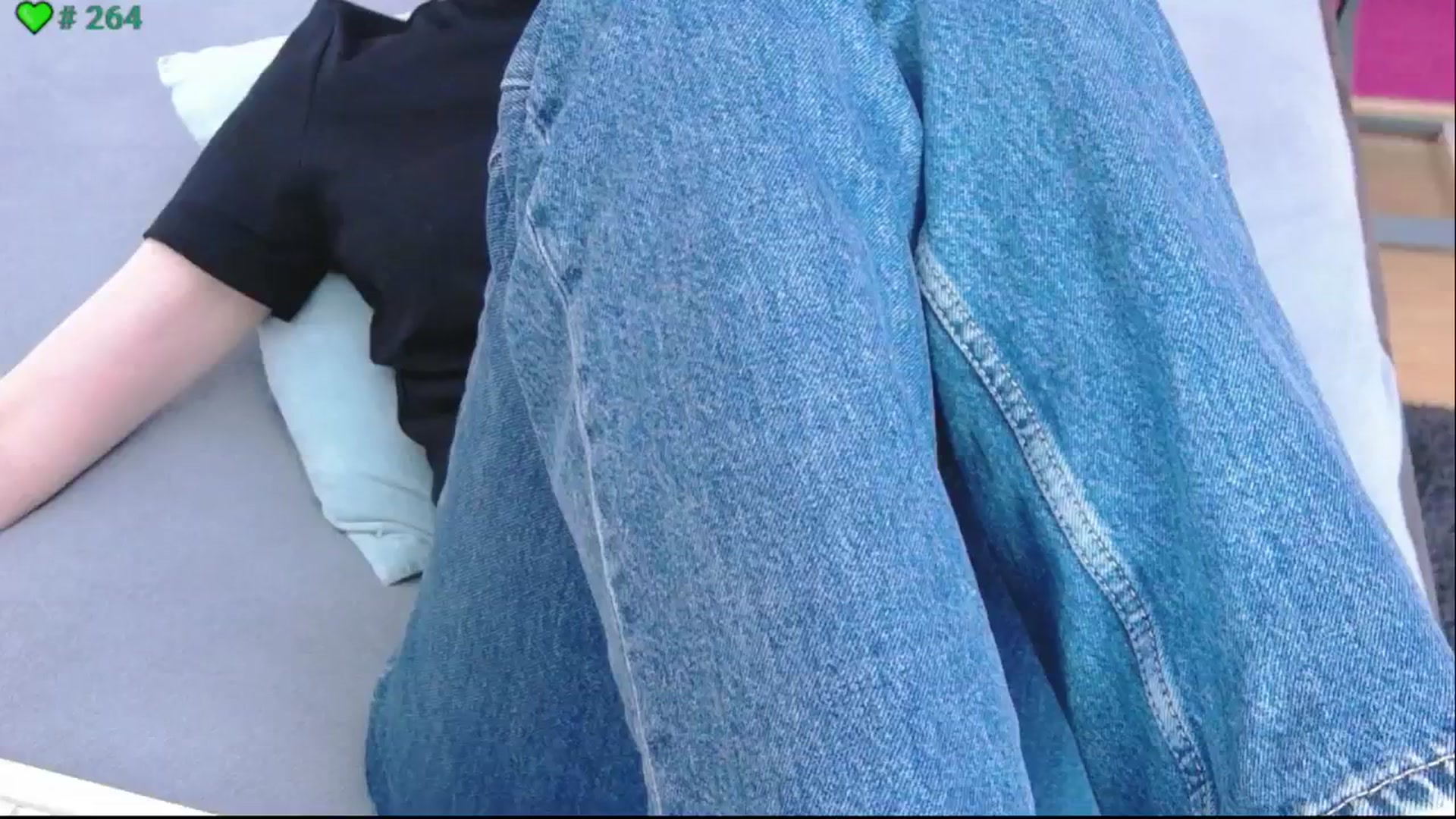 Gallery image thumbnail from ErinOn's myfreecams stream on, 06/08/2025, 16:01 image 4 of 20