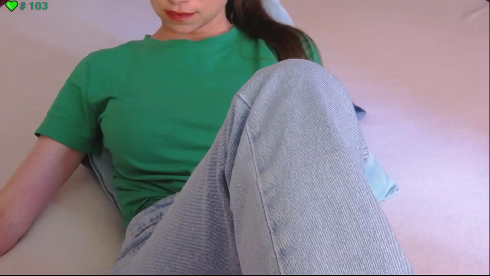 Gallery image thumbnail from ErinOn's myfreecams stream on, 06/19/2025, 14:02 image 2 of 20