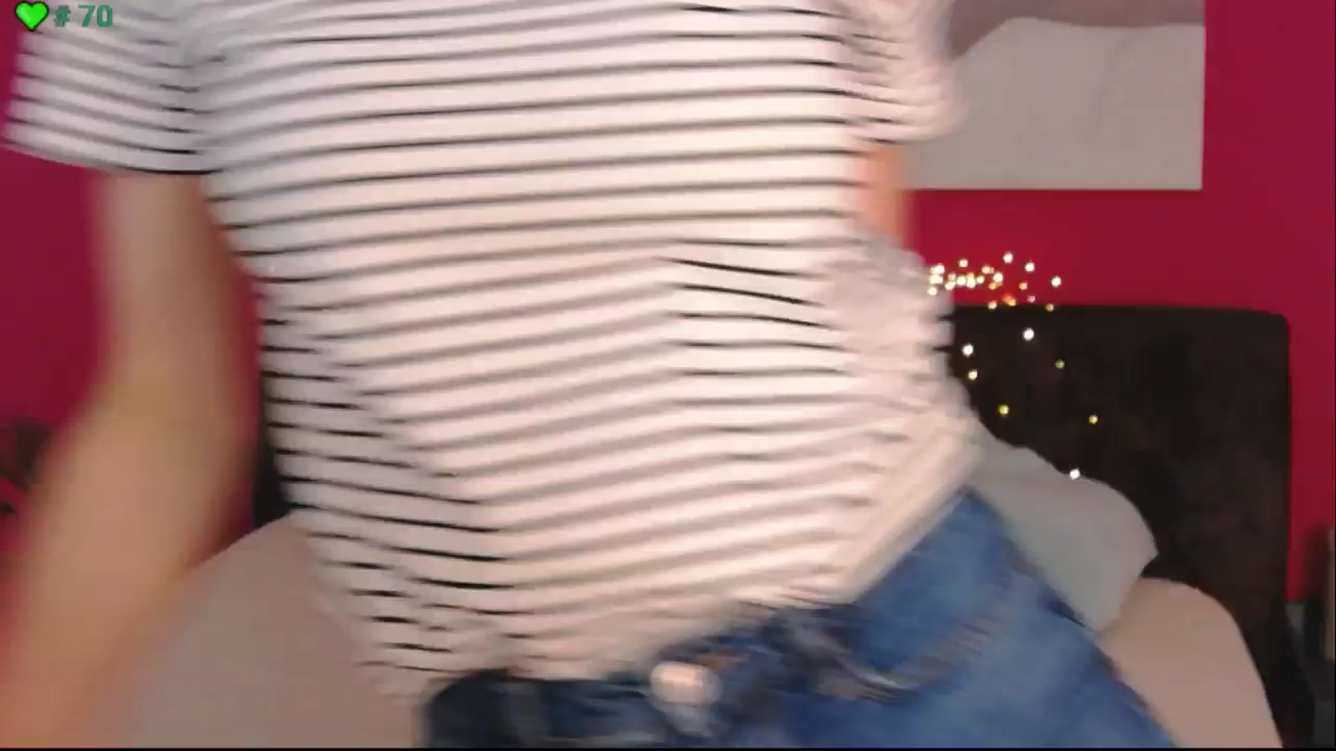 Gallery image thumbnail from ErinOn's myfreecams stream on, 06/23/2025, 16:04 image 15 of 20