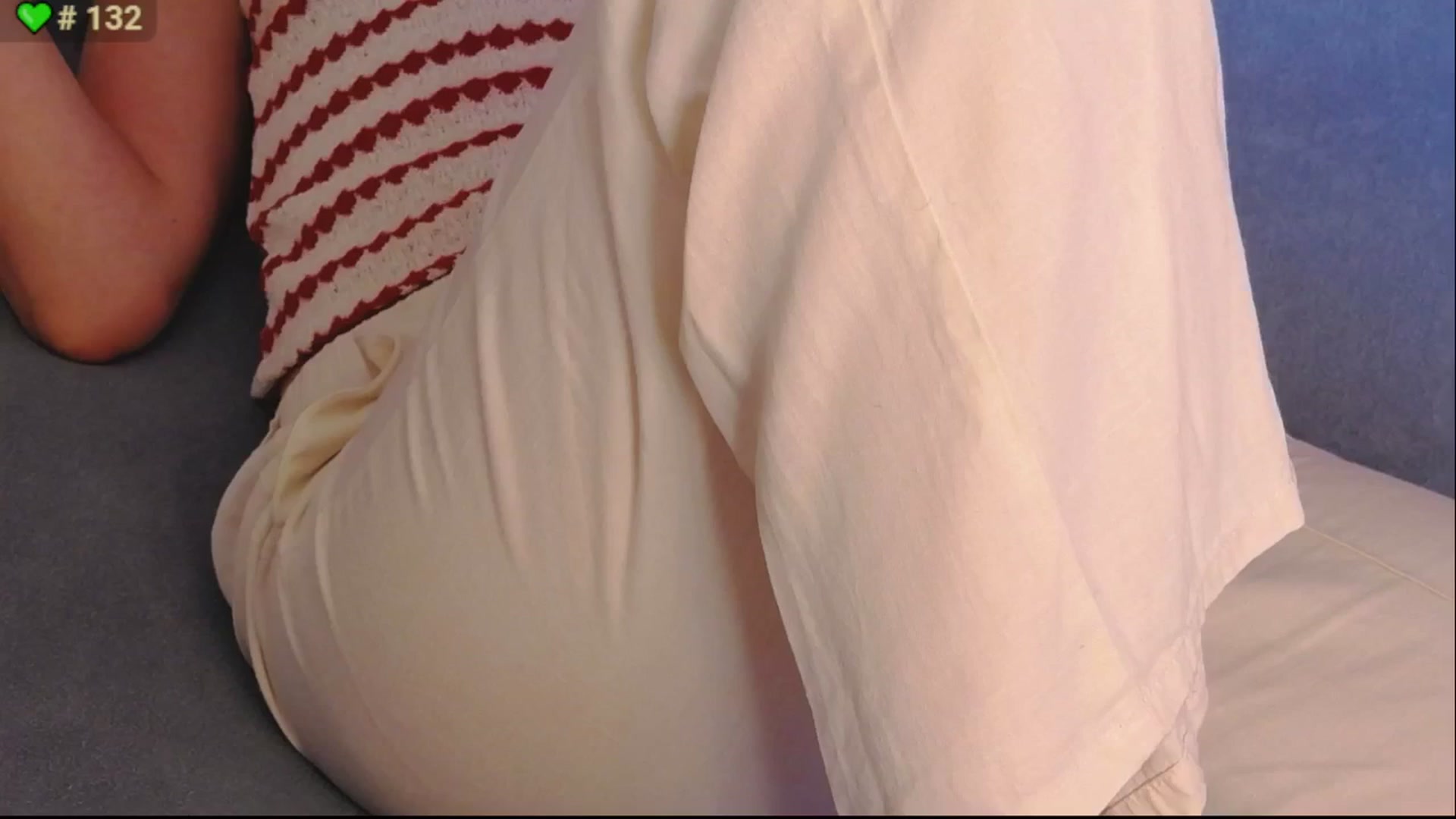 Gallery image thumbnail from ErinOn's myfreecams stream on, 08/08/2025, 14:42 image 5 of 20