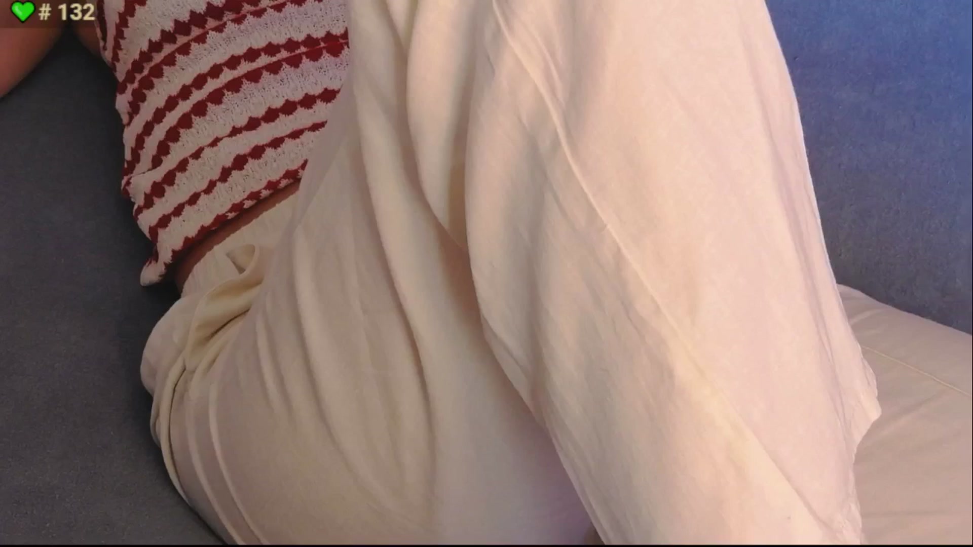 Gallery image thumbnail from ErinOn's myfreecams stream on, 08/08/2025, 14:42 image 10 of 20