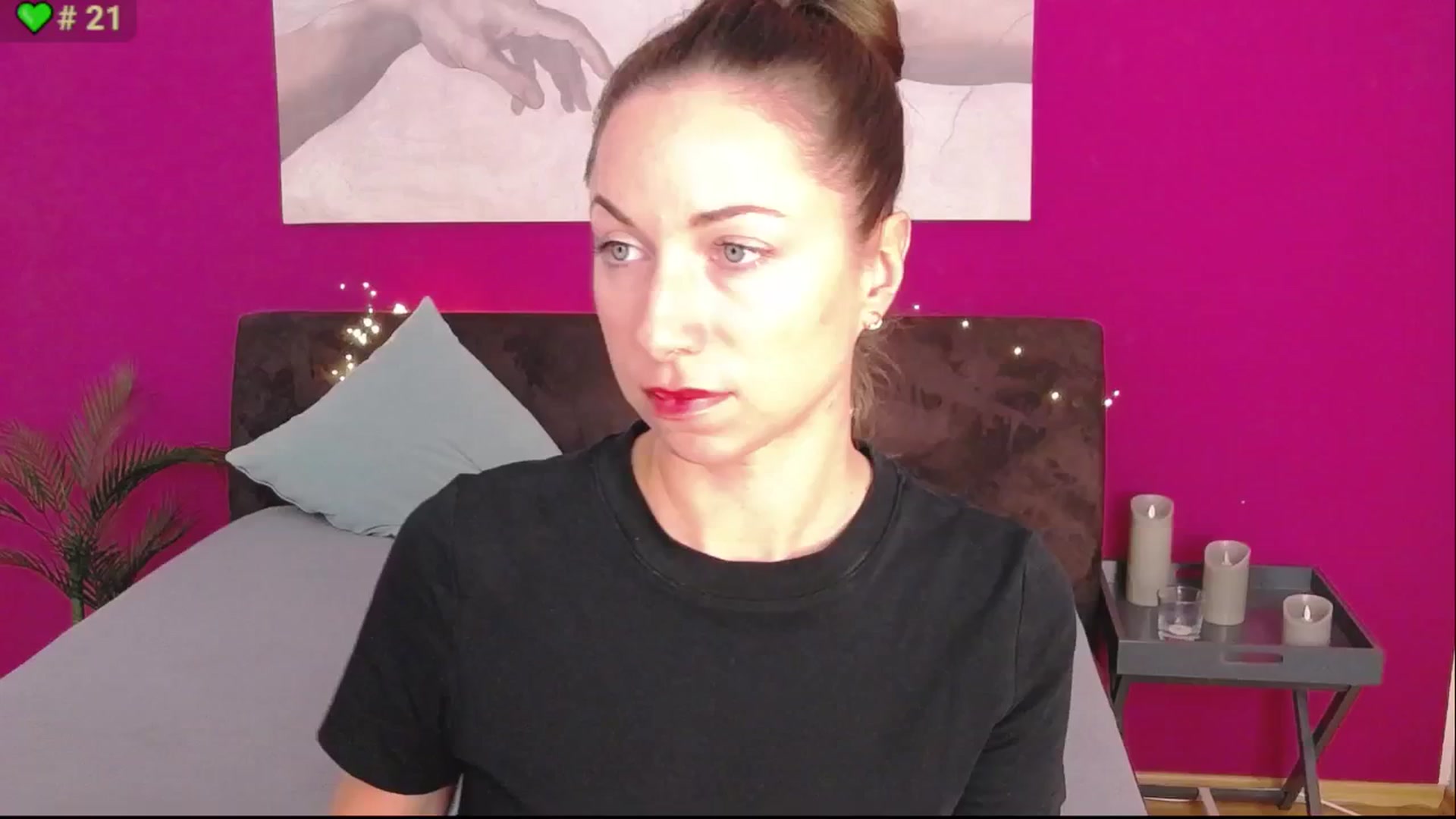 Gallery image thumbnail from ErinOn's myfreecams stream on, 09/23/2025, 15:39 image 8 of 20