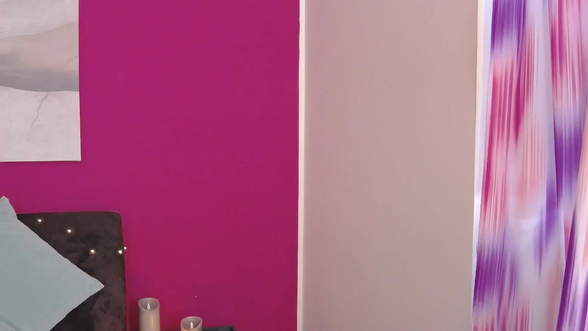 Gallery image thumbnail from ErinOn's myfreecams stream on, 10/07/2025, 13:53 image 1 of 20