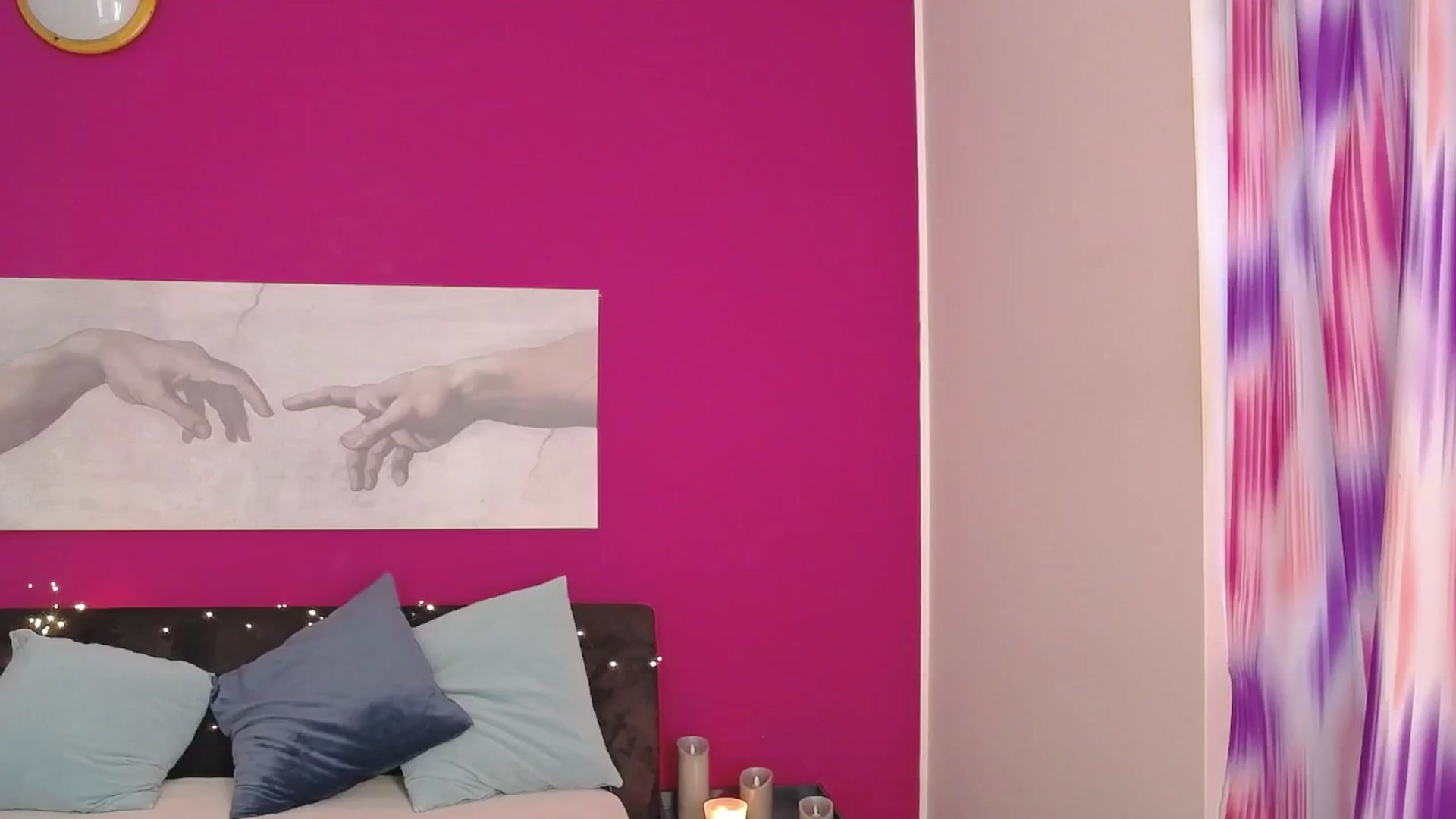 Gallery image thumbnail from ErinOn's myfreecams stream on, 10/09/2025, 10:35 image 1 of 20