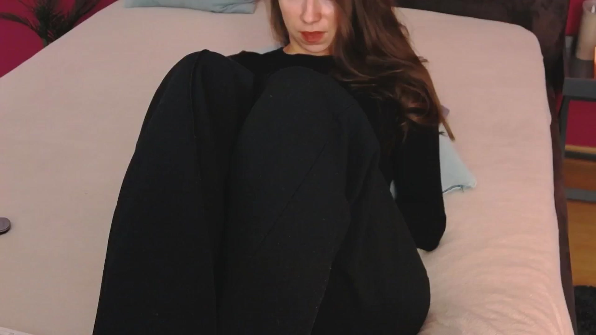 Gallery image thumbnail from ErinOn's myfreecams stream on, 10/09/2025, 15:17 image 18 of 20