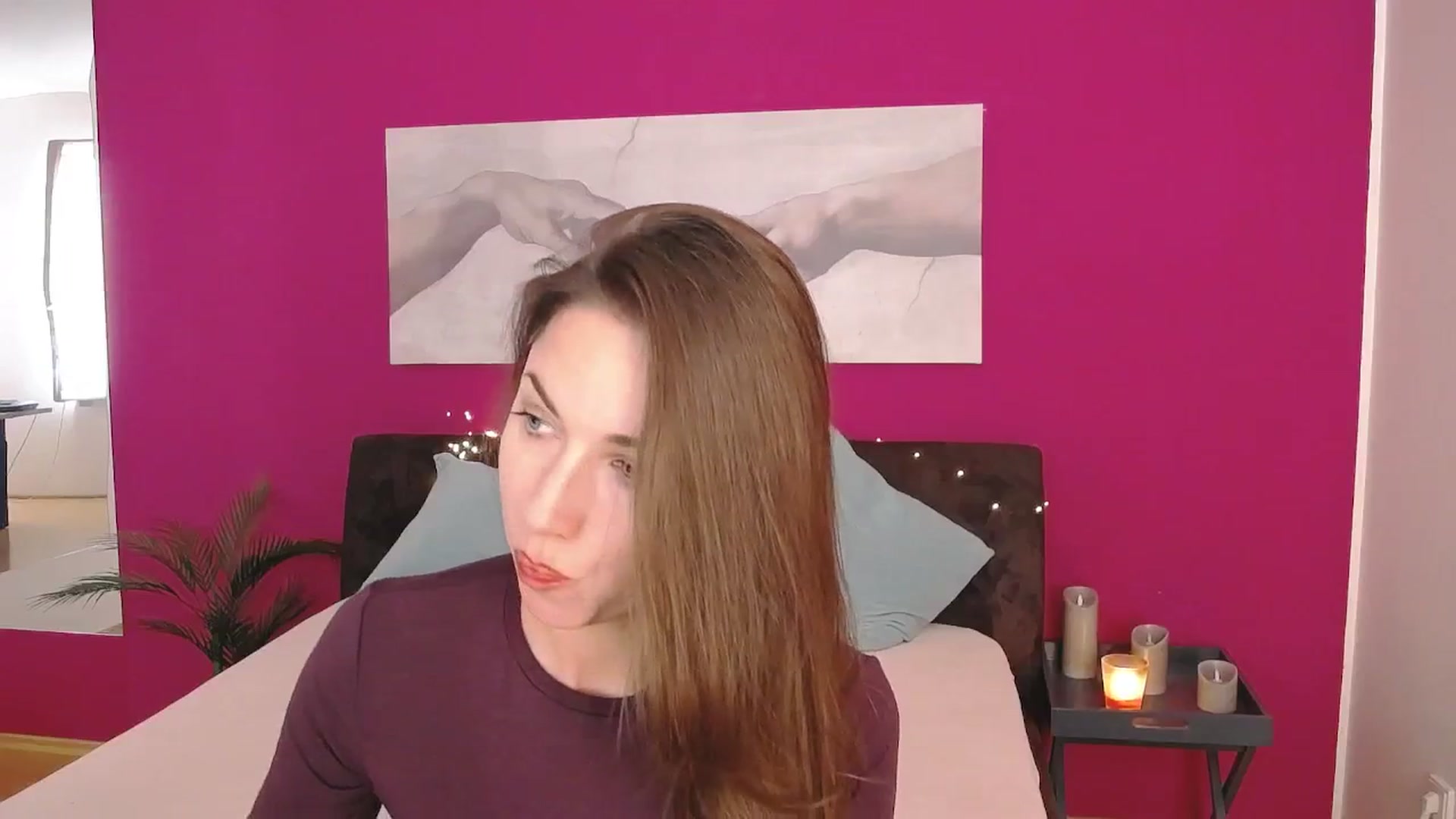 Gallery image thumbnail from ErinOn's myfreecams stream on, 10/13/2025, 16:27 image 13 of 20