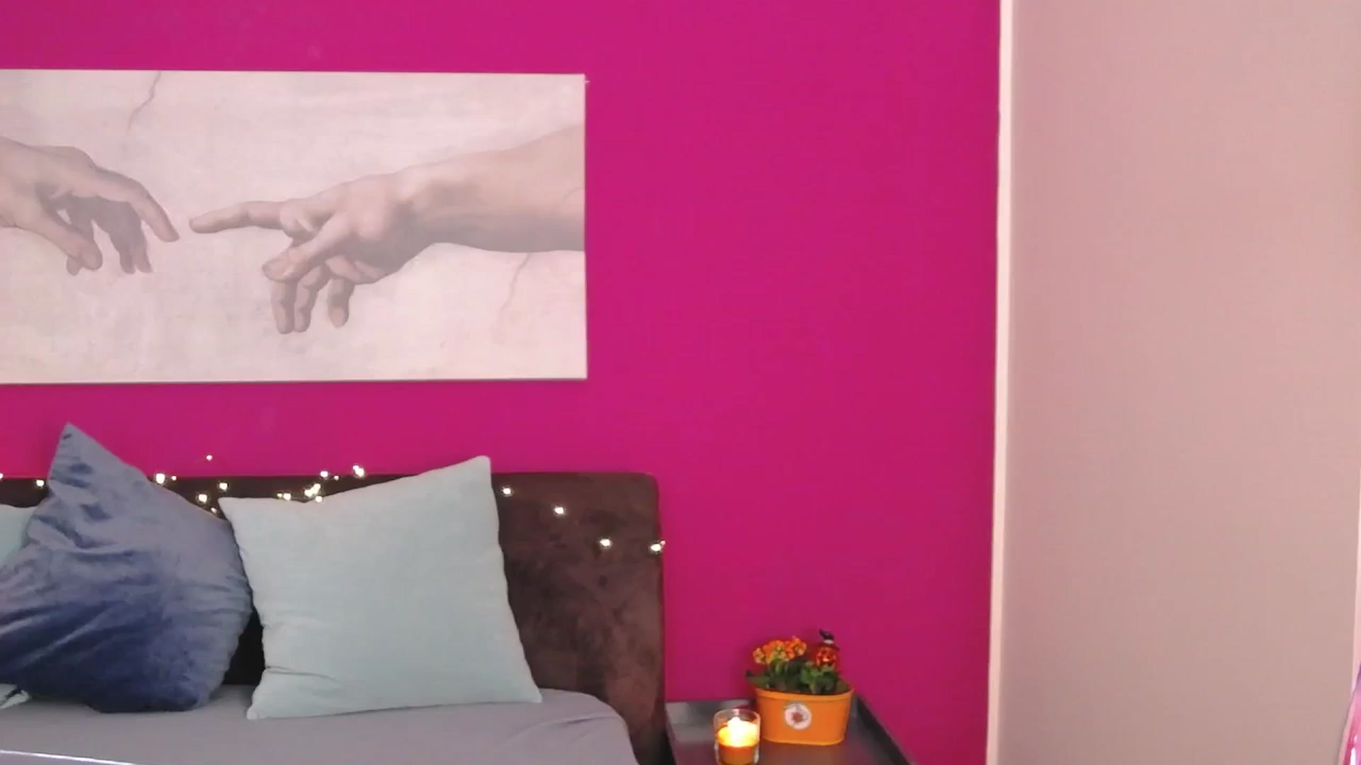 Gallery image thumbnail from ErinOn's myfreecams stream on, 10/20/2025, 11:09 image 8 of 20