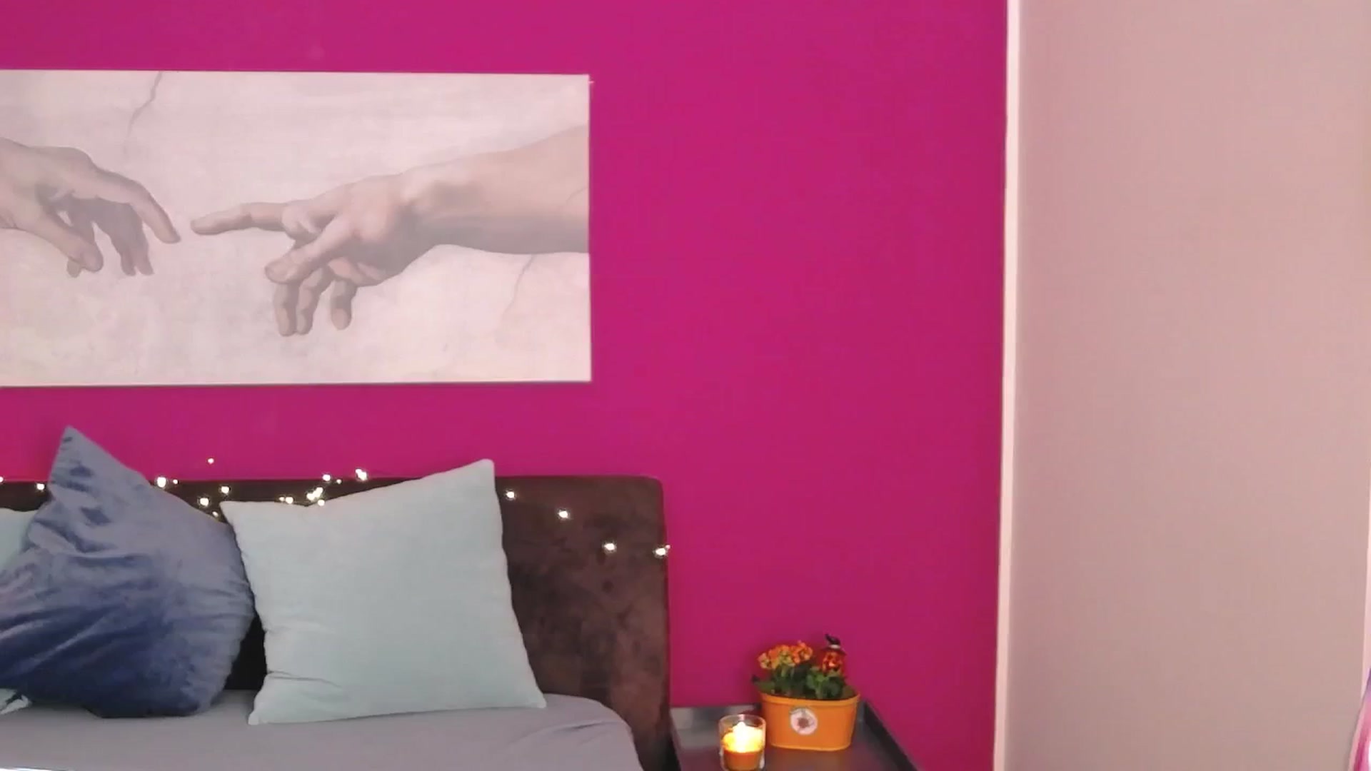 Gallery image thumbnail from ErinOn's myfreecams stream on, 10/20/2025, 11:09 image 2 of 20