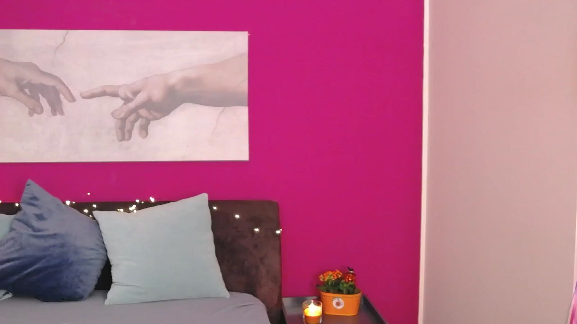 Gallery image thumbnail from ErinOn's myfreecams stream on, 10/20/2025, 11:09 image 9 of 20