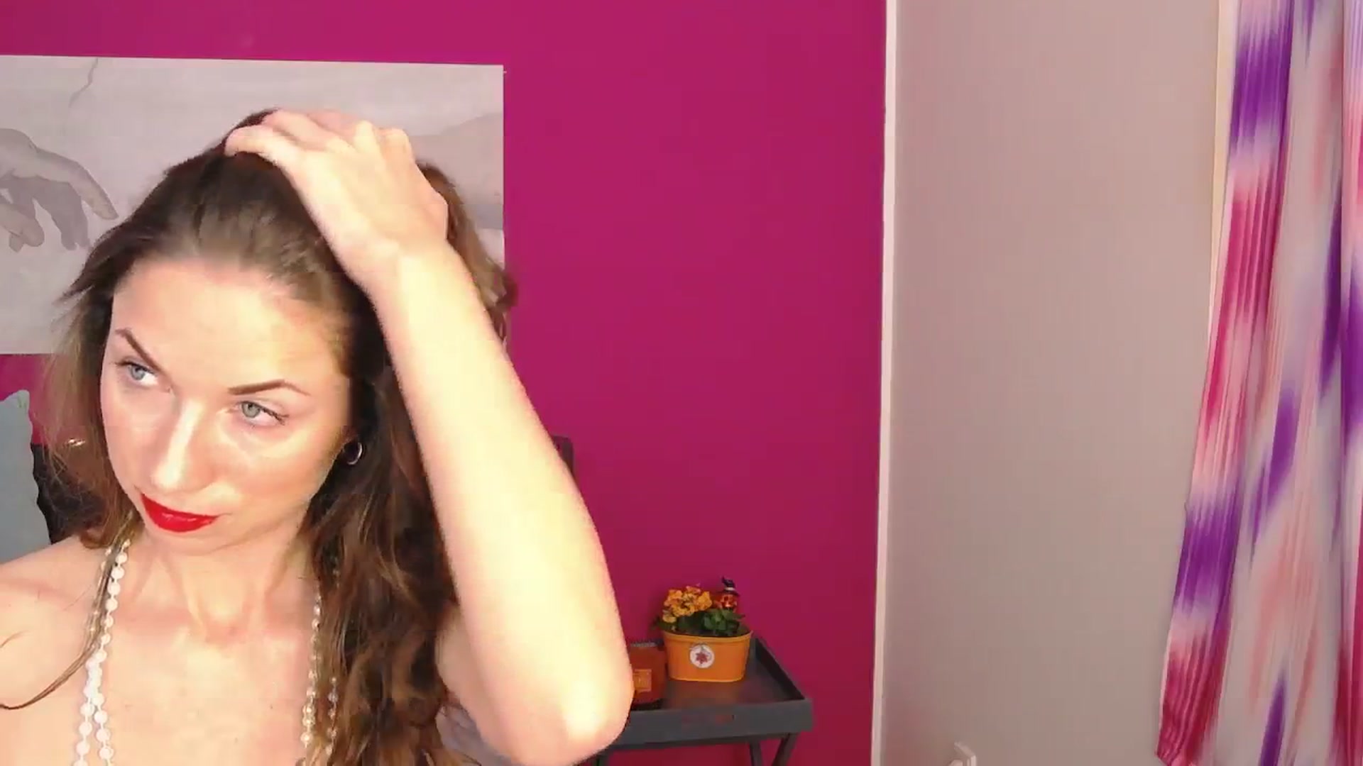 Gallery image thumbnail from ErinOn's myfreecams stream on, 10/31/2025, 15:30 image 20 of 20