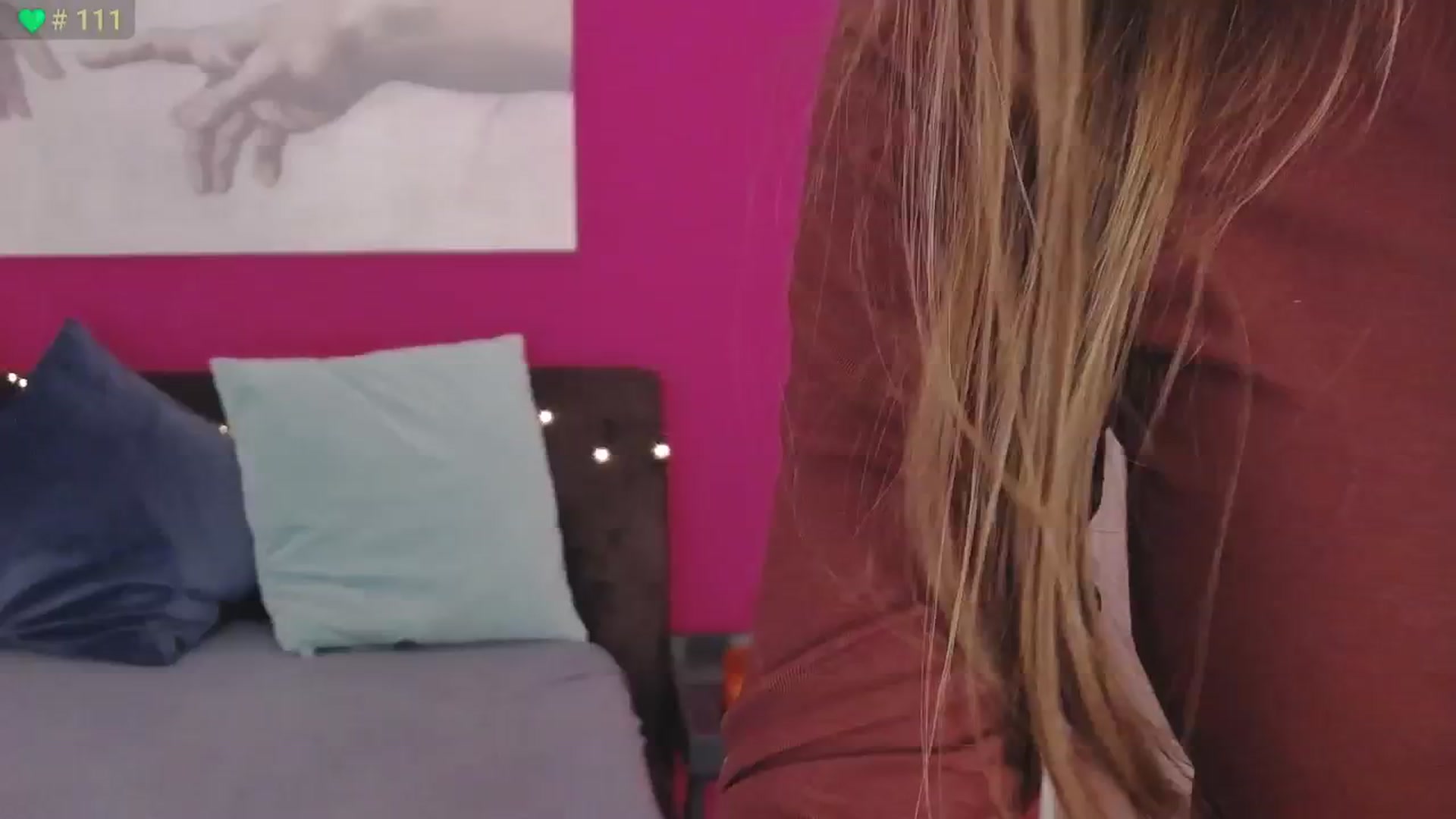 Gallery image thumbnail from ErinOn's myfreecams stream on, 11/06/2025, 17:43 image 6 of 20