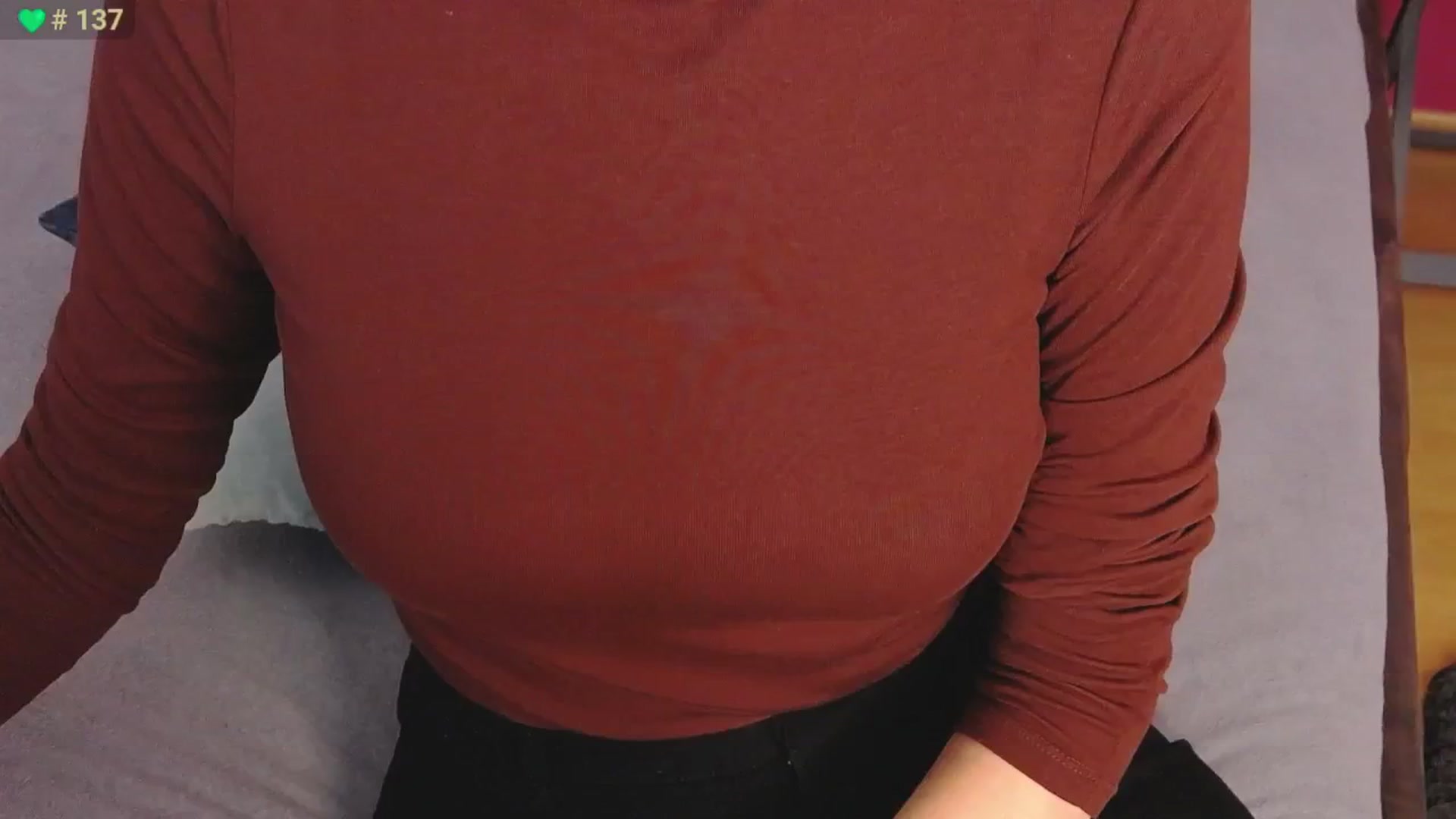 Gallery image thumbnail from ErinOn's myfreecams stream on, 11/07/2025, 16:15 image 6 of 20