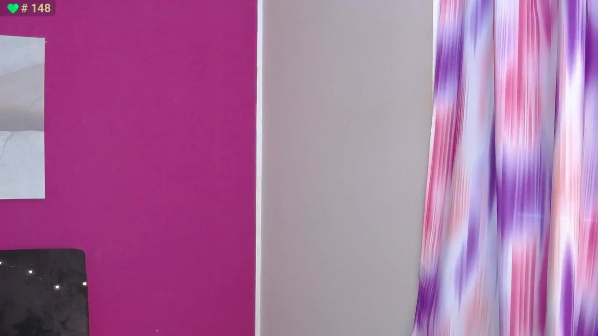 Gallery image thumbnail from ErinOn's myfreecams stream on, 11/12/2025, 11:23 image 1 of 20