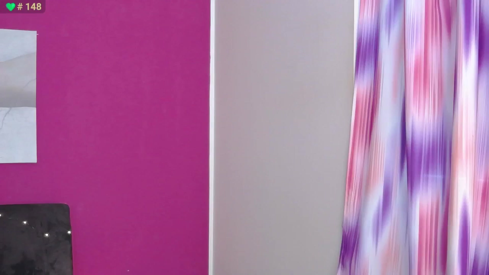 Gallery image thumbnail from ErinOn's myfreecams stream on, 11/12/2025, 11:23 image 3 of 20