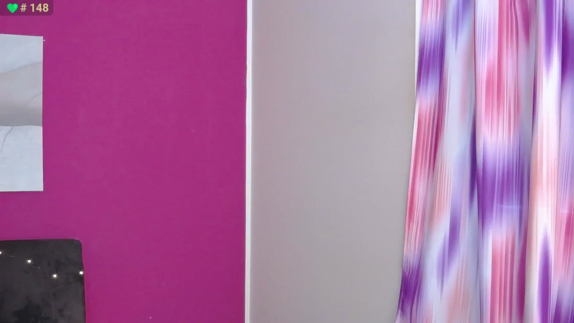 Gallery image thumbnail from ErinOn's myfreecams stream on, 11/12/2025, 11:23 image 2 of 20