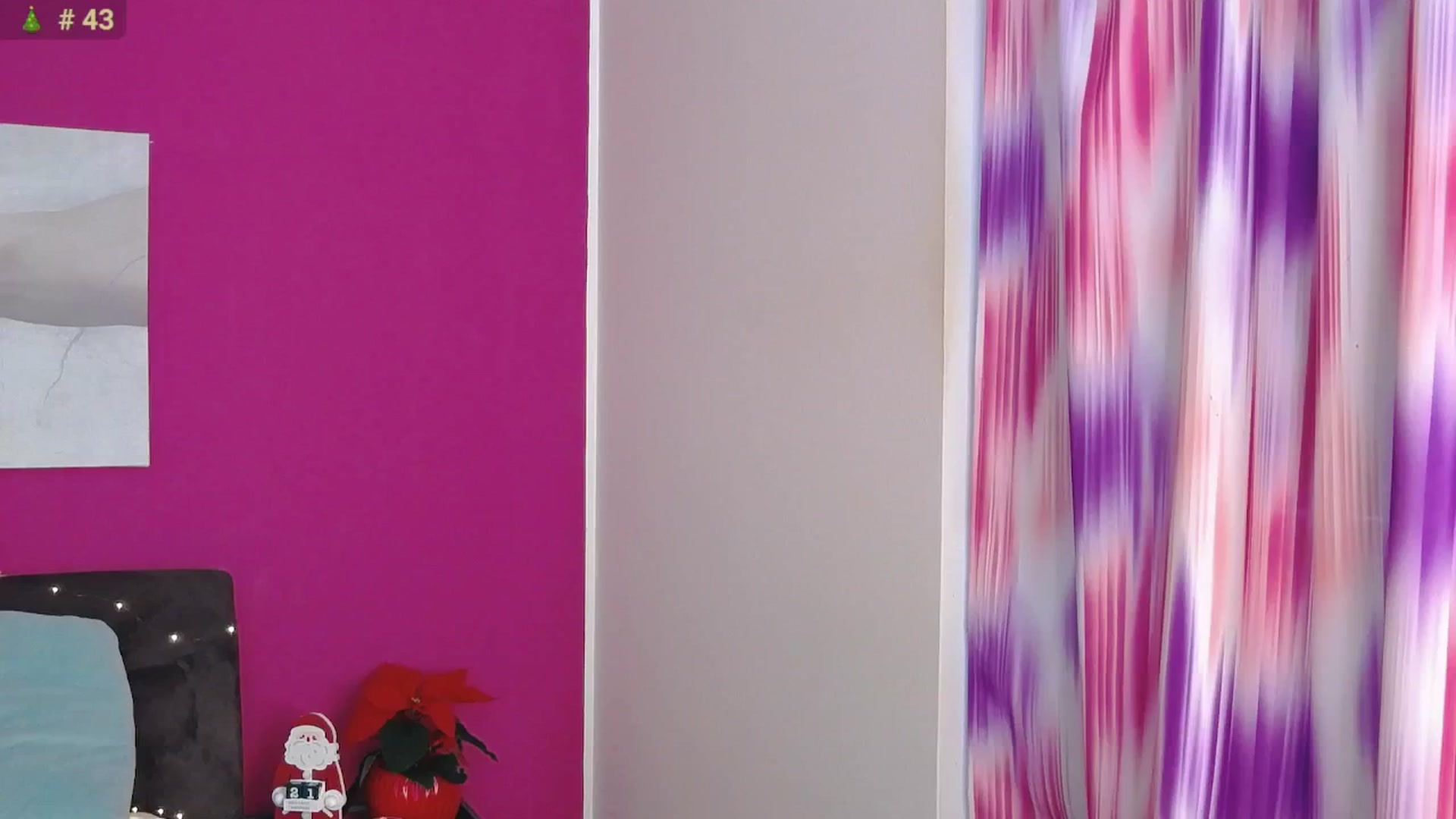 Gallery image thumbnail from ErinOn's myfreecams stream on, 12/03/2025, 11:58 image 7 of 20