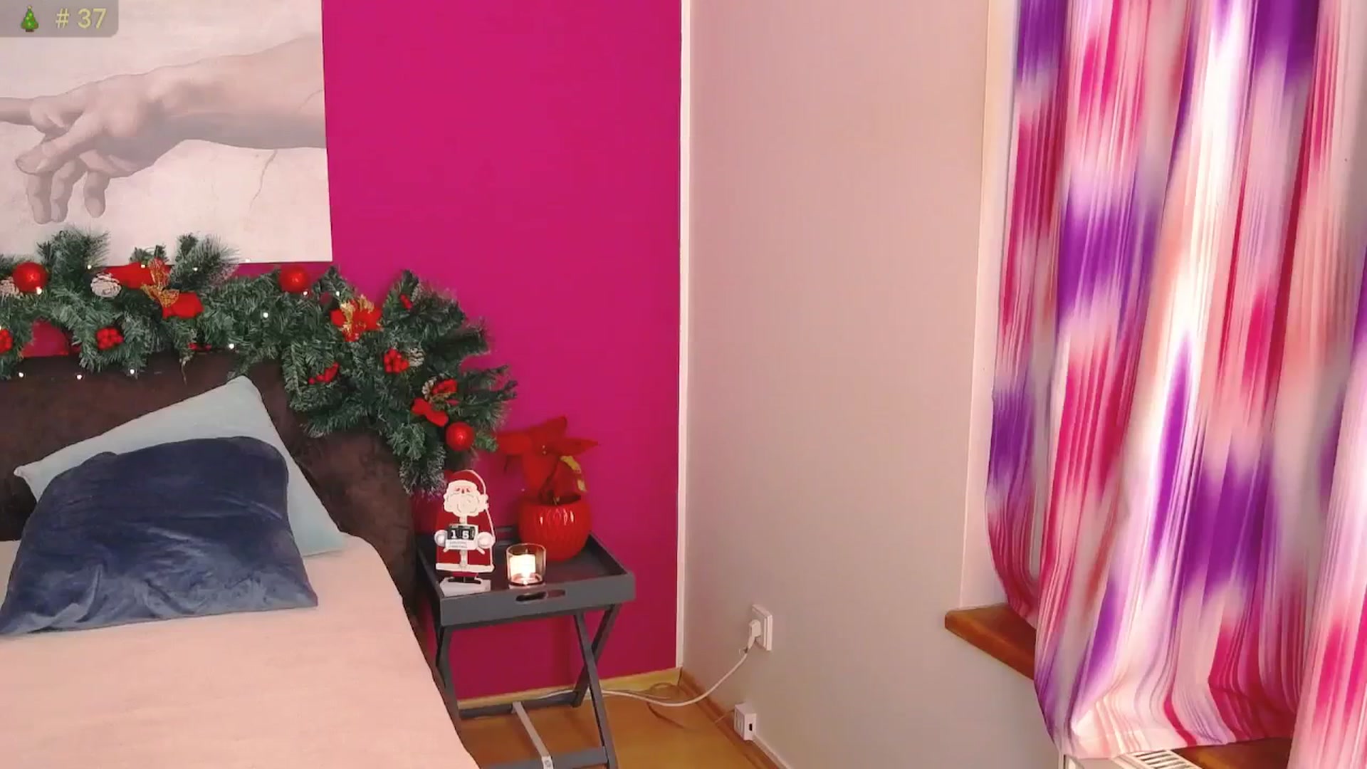 Gallery image thumbnail from ErinOn's myfreecams stream on, 12/09/2025, 13:55 image 19 of 20