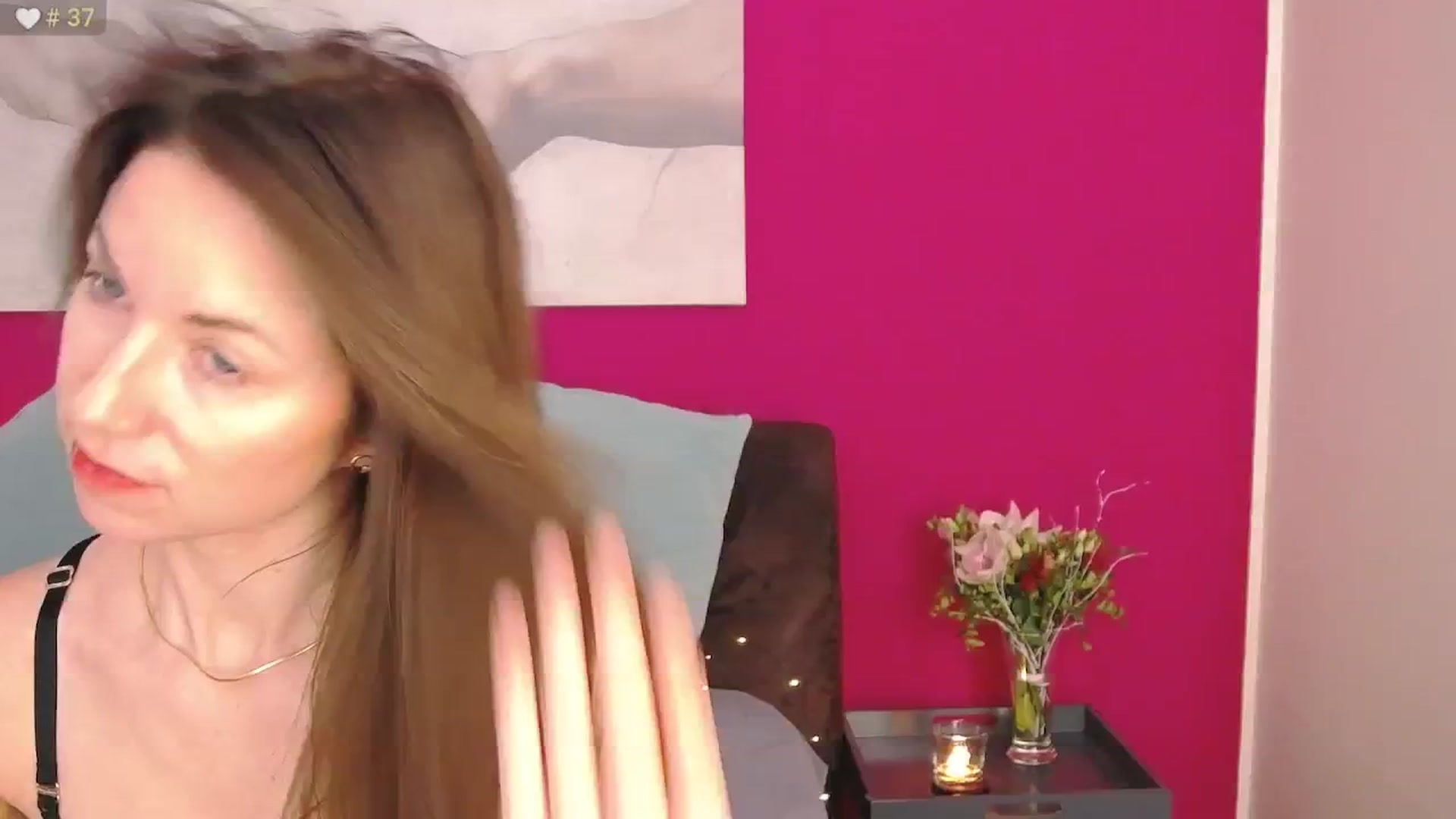 Gallery image thumbnail from ErinOn's myfreecams stream on, 01/07/2026, 16:45 image 18 of 20