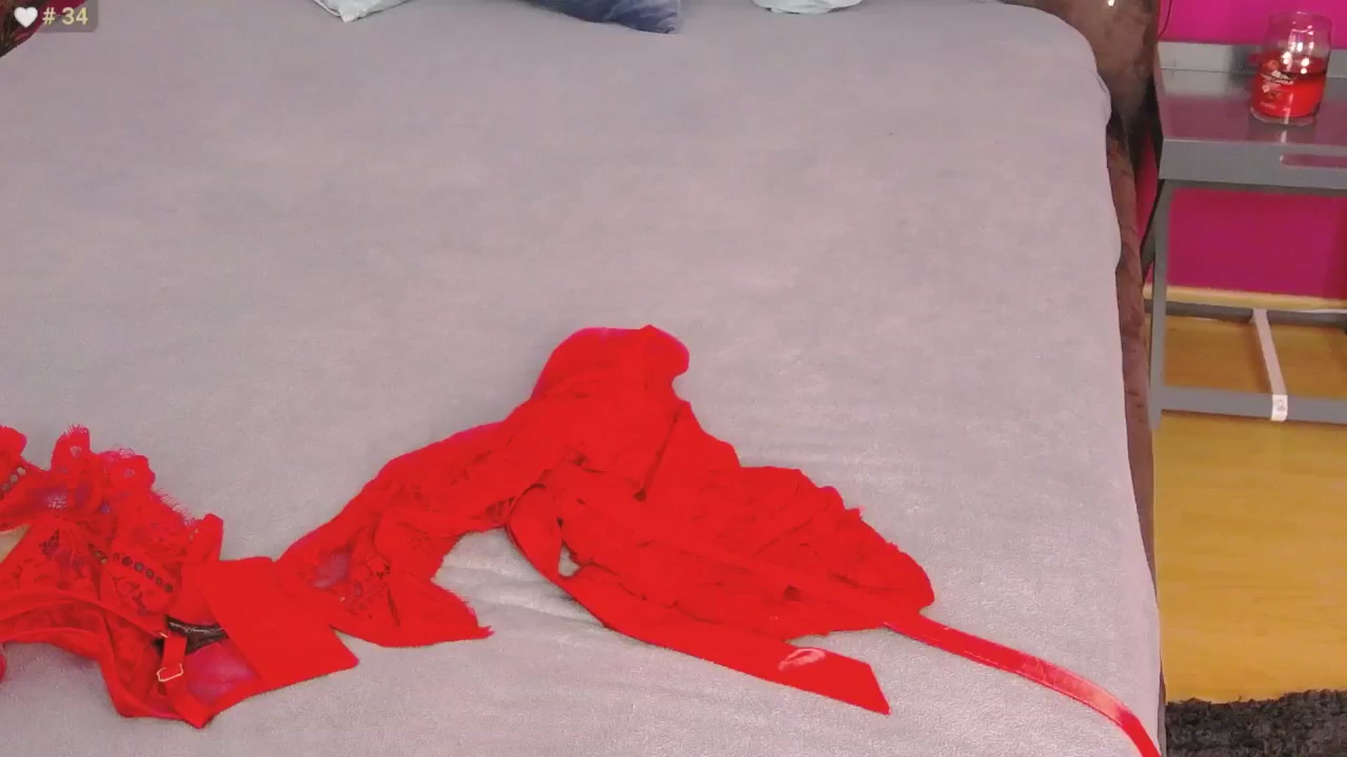 Gallery image thumbnail from ErinOn's myfreecams stream on, 02/28/2026, 15:26 image 17 of 20