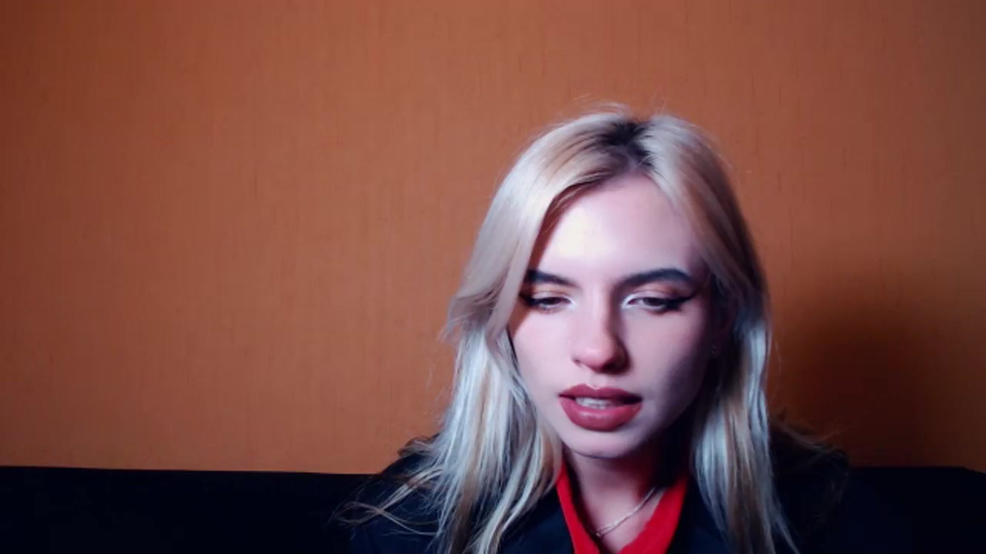Gallery image thumbnail from Erineys's myfreecams stream on, 10/07/2023, 17:04 image 7 of 20