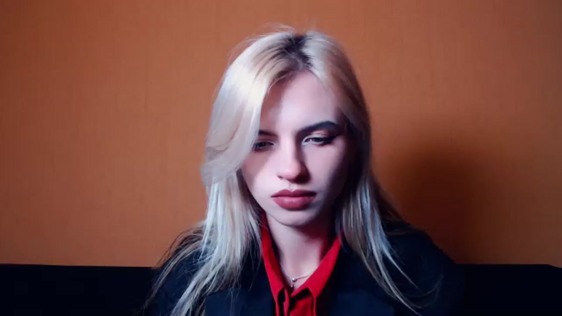 Gallery image thumbnail from Erineys's myfreecams stream on, 10/07/2023, 17:04 image 4 of 20