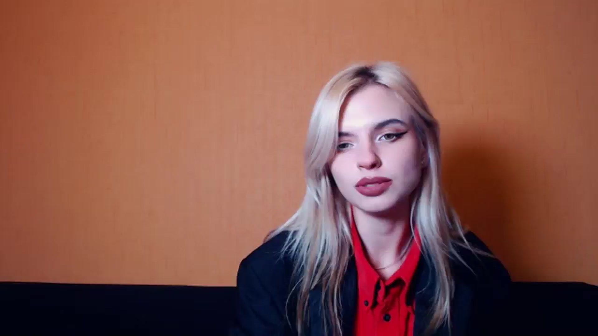 Gallery image thumbnail from Erineys's myfreecams stream on, 10/07/2023, 17:04 image 14 of 20