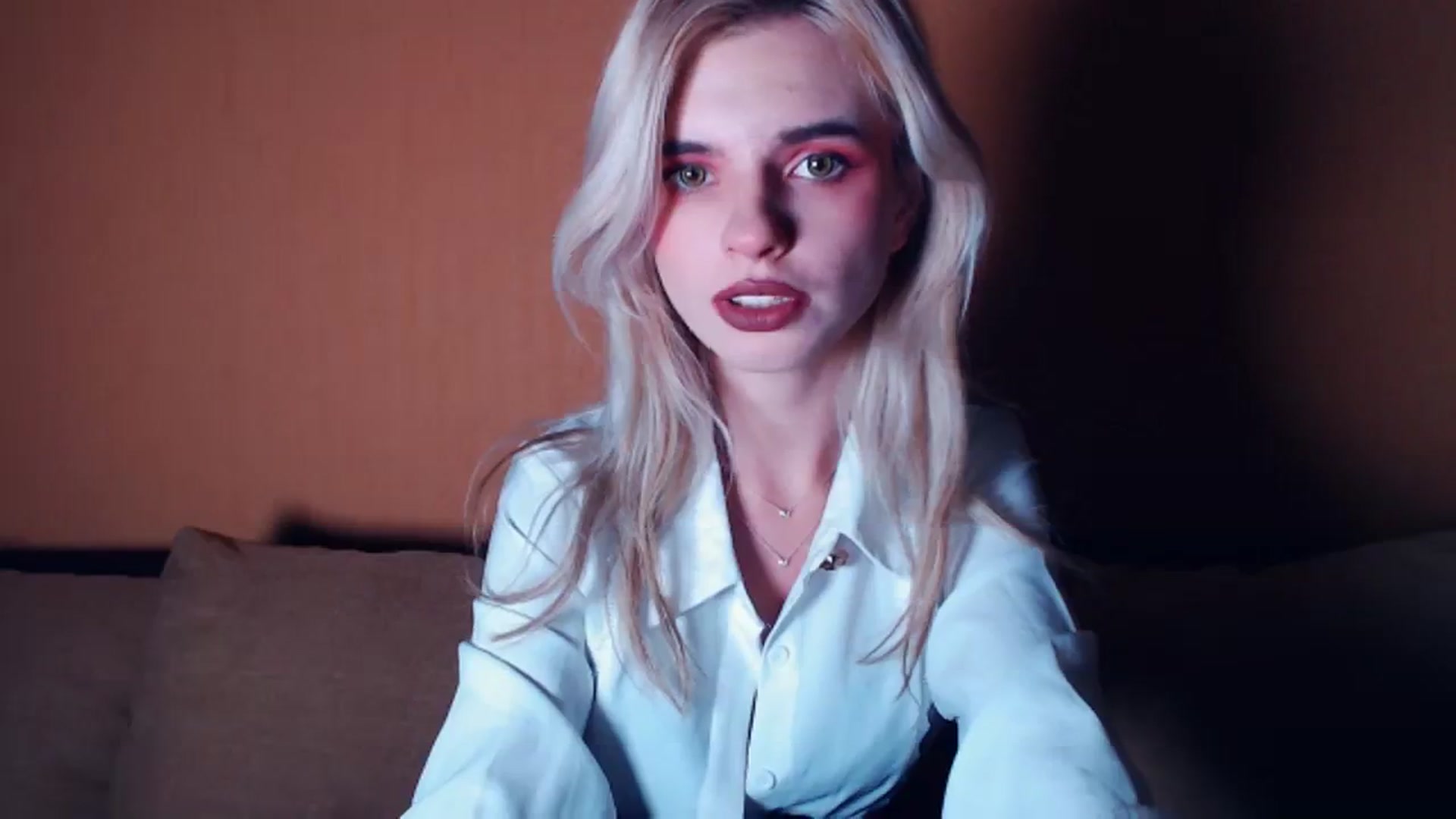 Gallery image thumbnail from Erineys's myfreecams stream on, 10/08/2023, 15:48 image 11 of 20