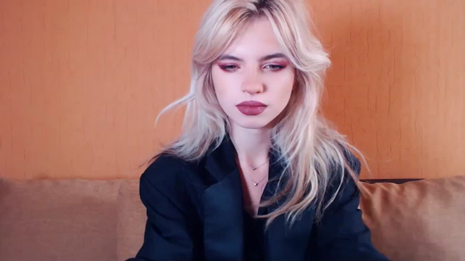 Gallery image thumbnail from Erineys's myfreecams stream on, 10/09/2023, 12:02 image 10 of 20