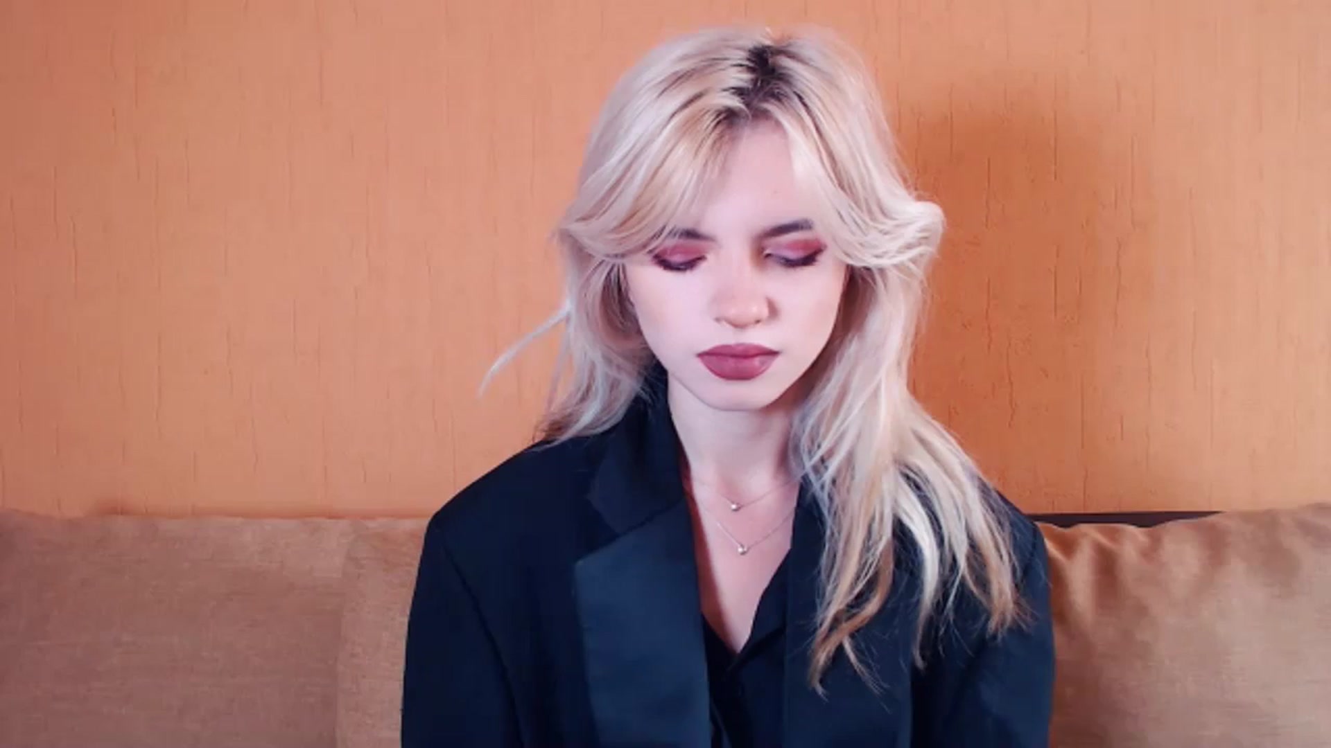 Gallery image thumbnail from Erineys's myfreecams stream on, 10/09/2023, 12:02 image 5 of 20