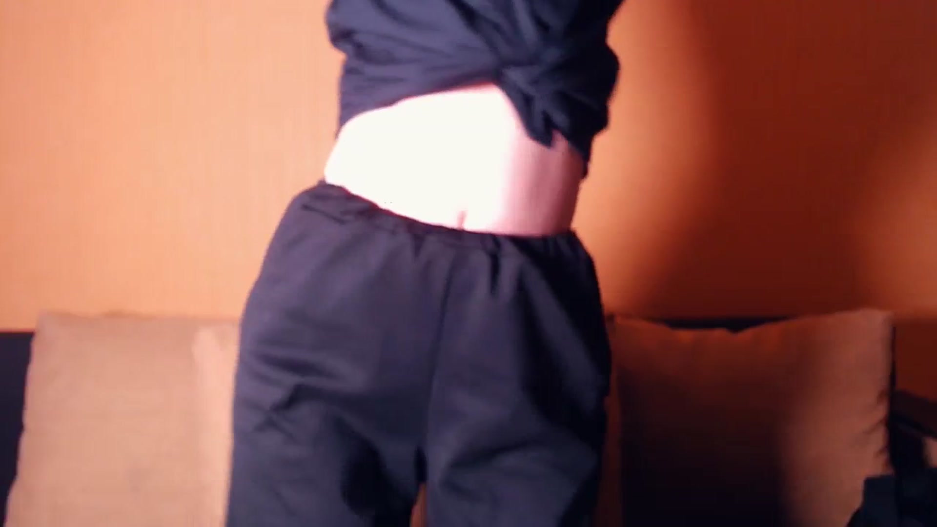 Gallery image thumbnail from Erineys's myfreecams stream on, 10/09/2023, 16:09 image 17 of 20