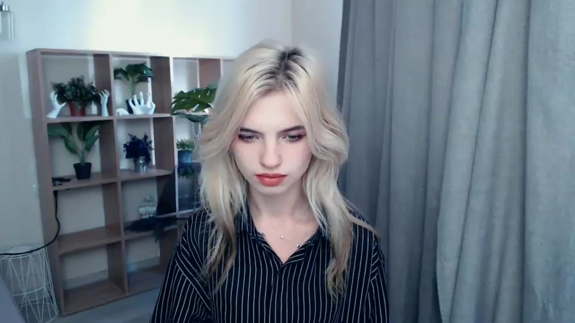 Gallery image thumbnail from Erineys's myfreecams stream on, 10/10/2023, 10:41 image 6 of 20