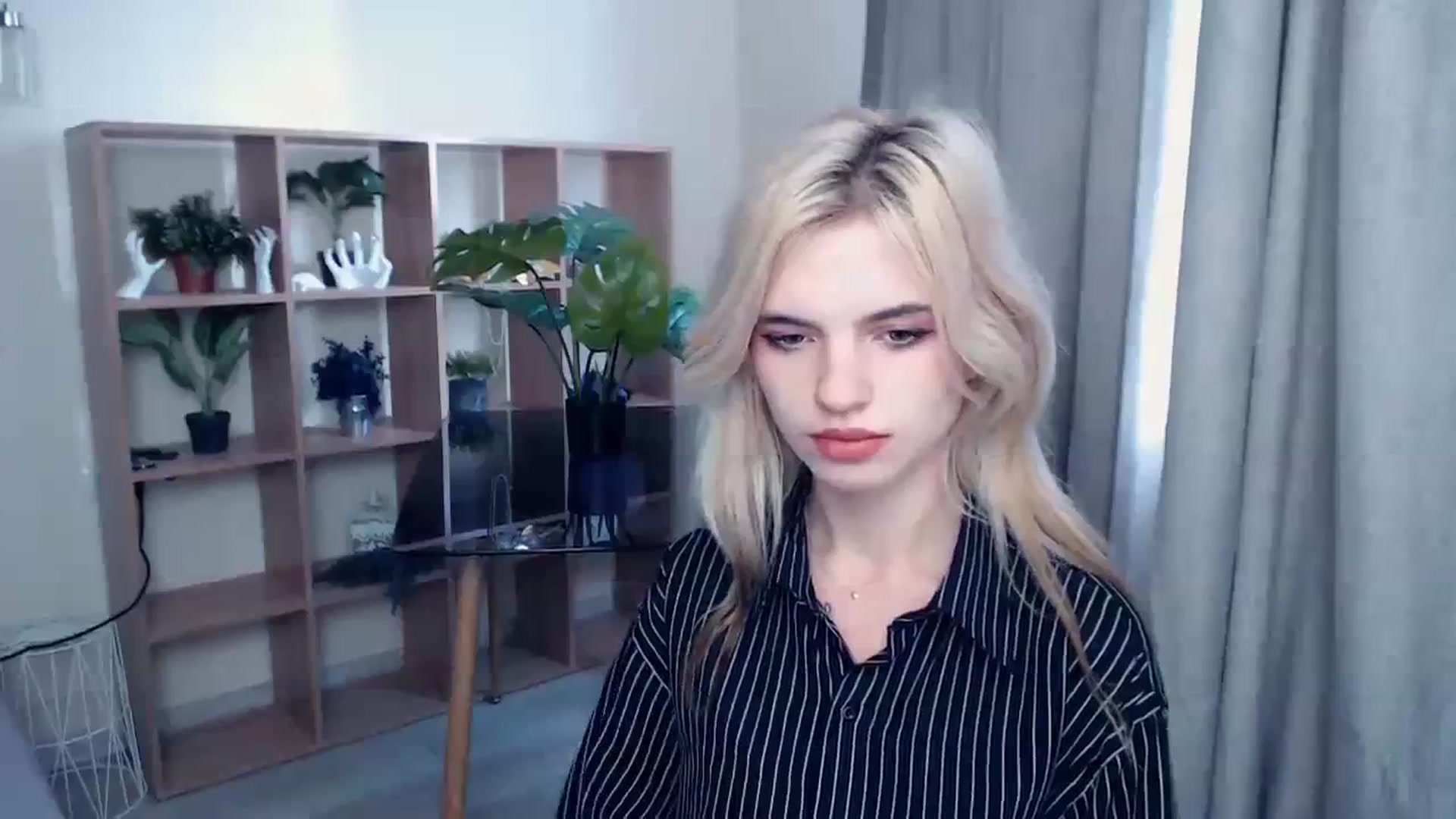 Gallery image thumbnail from Erineys's myfreecams stream on, 10/10/2023, 11:11 image 5 of 20