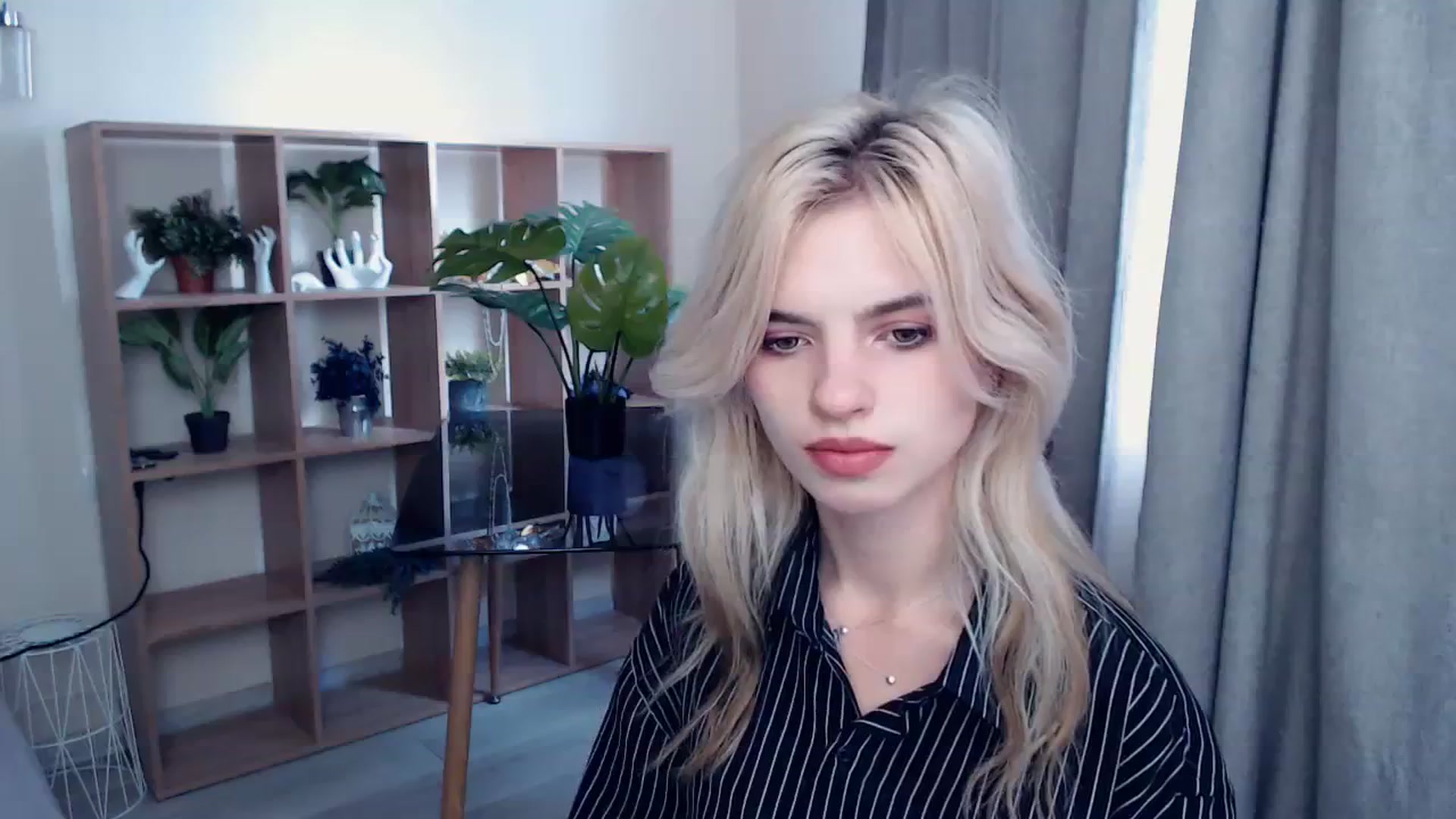 Gallery image thumbnail from Erineys's myfreecams stream on, 10/10/2023, 11:35 image 12 of 20