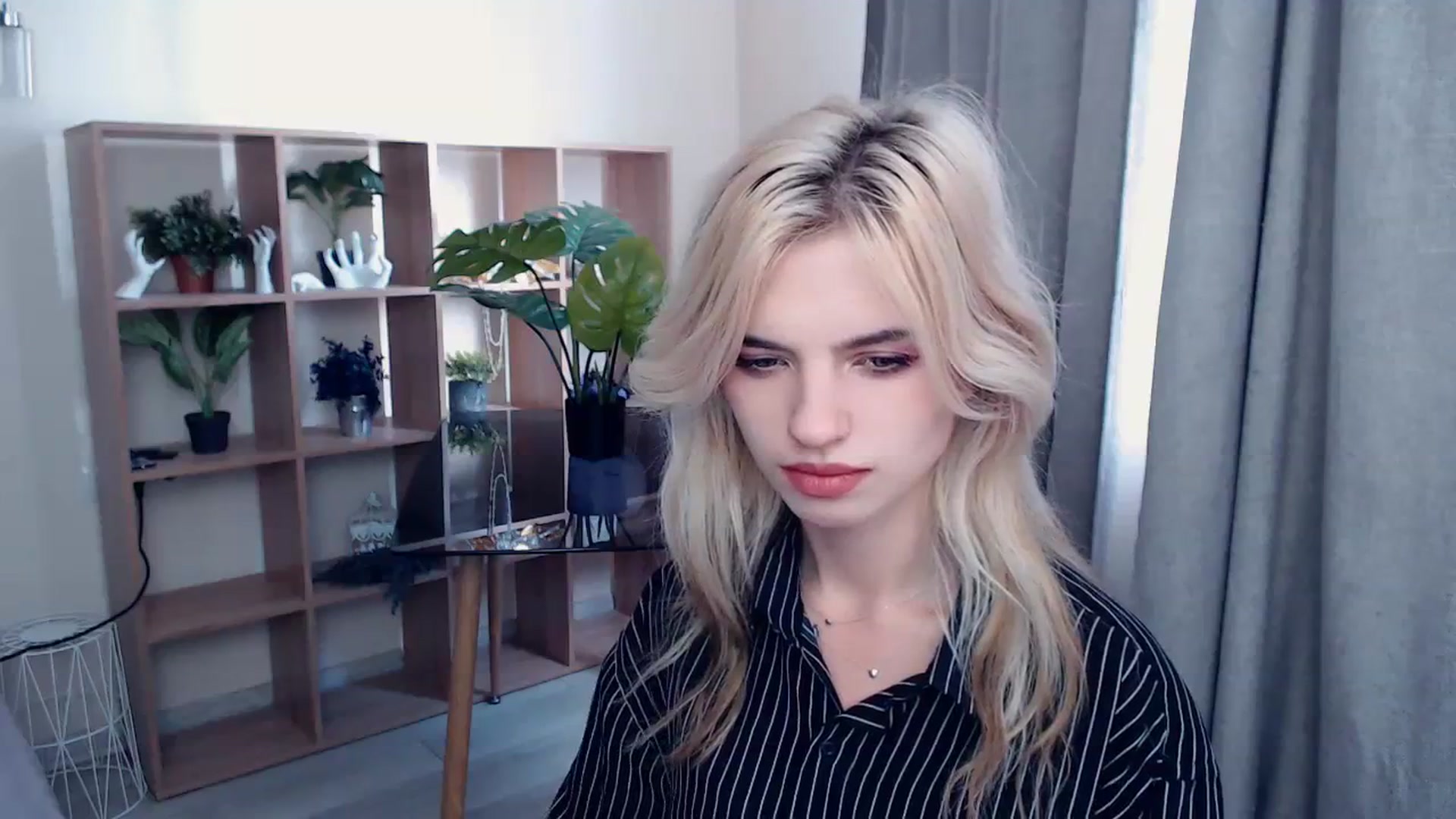 Gallery image thumbnail from Erineys's myfreecams stream on, 10/10/2023, 11:35 image 7 of 20