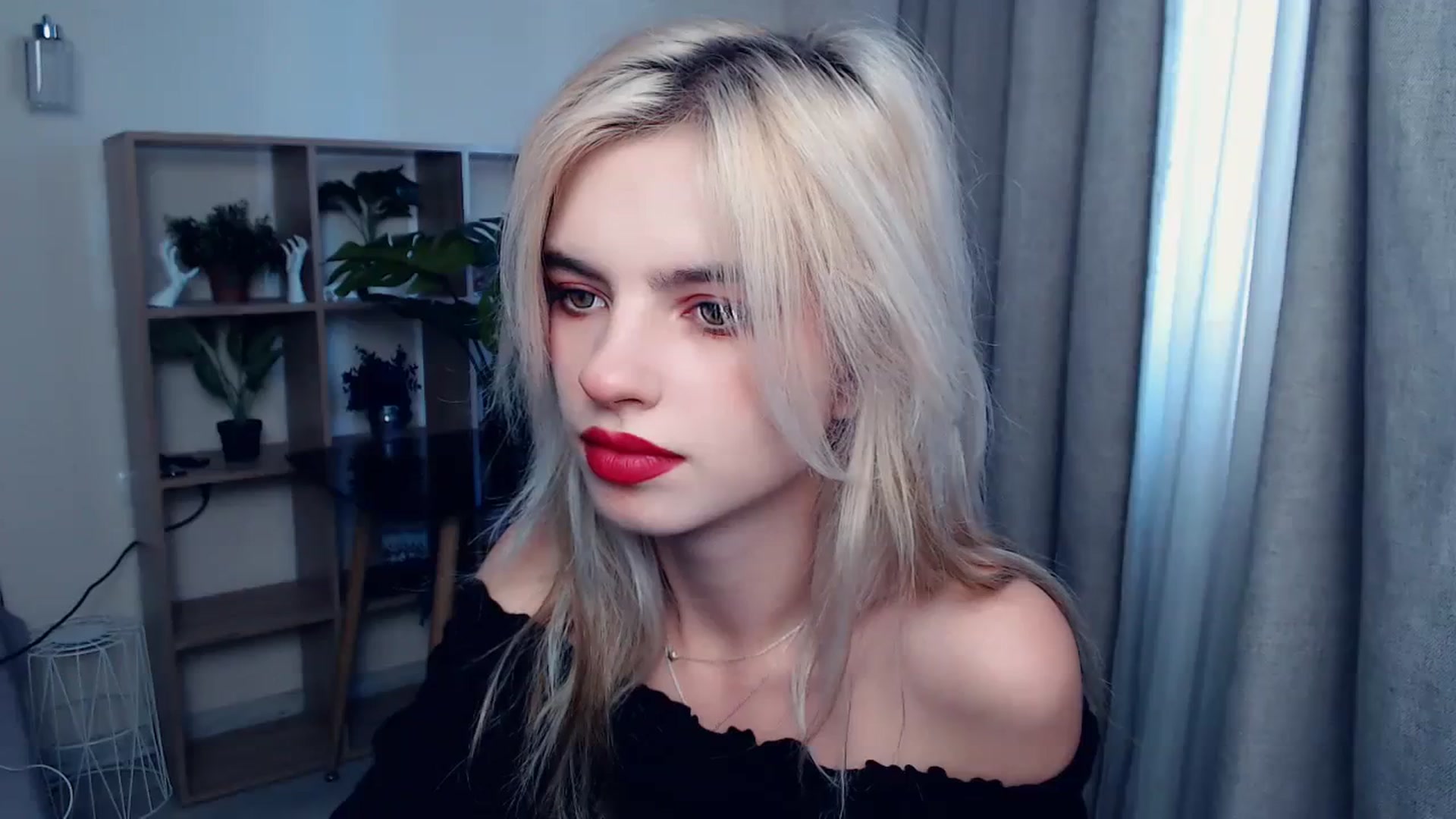 Gallery image thumbnail from Erineys's myfreecams stream on, 10/11/2023, 07:15 image 9 of 20