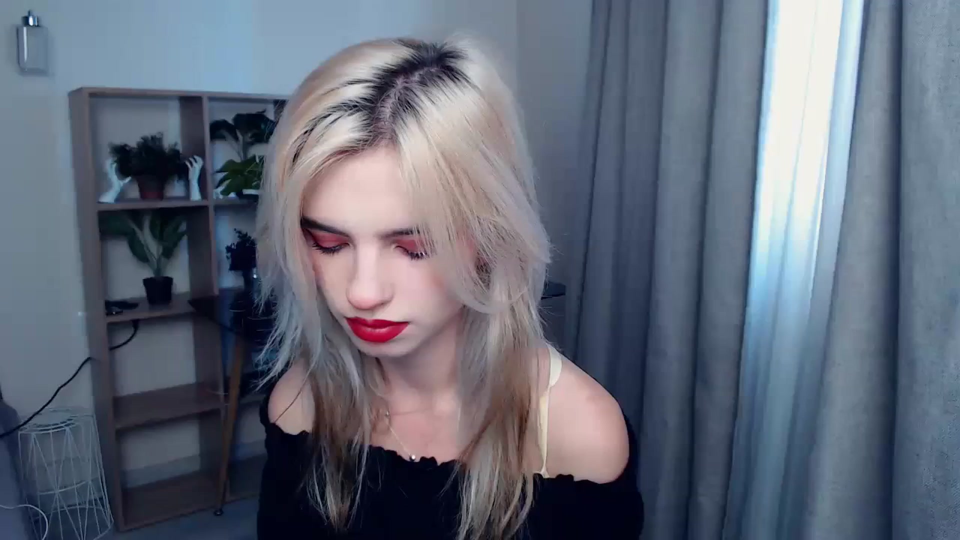 Gallery image thumbnail from Erineys's myfreecams stream on, 10/11/2023, 07:15 image 1 of 20