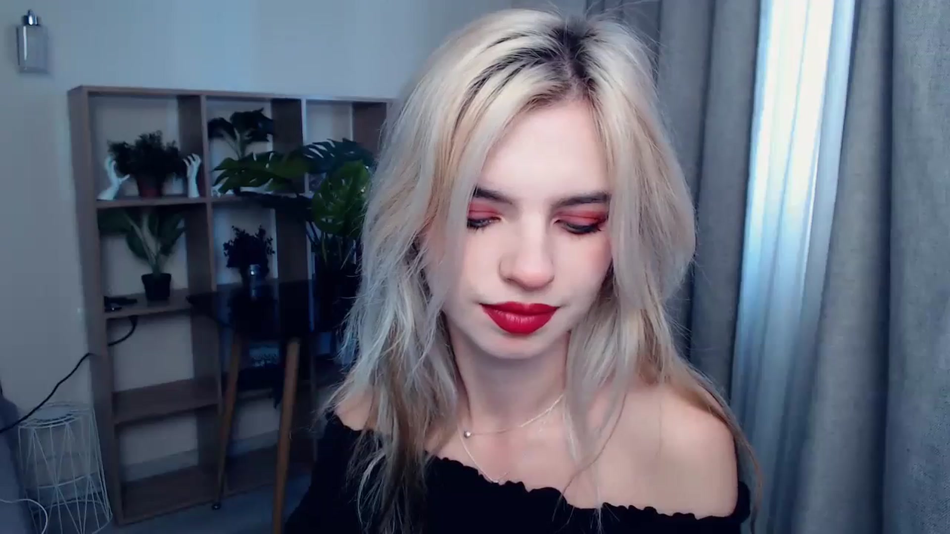 Gallery image thumbnail from Erineys's myfreecams stream on, 10/11/2023, 07:15 image 7 of 20