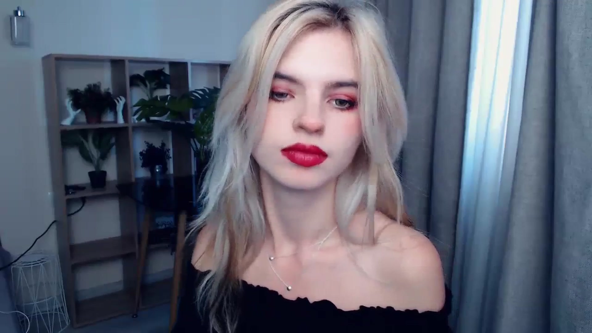 Gallery image thumbnail from Erineys's myfreecams stream on, 10/11/2023, 07:15 image 5 of 20