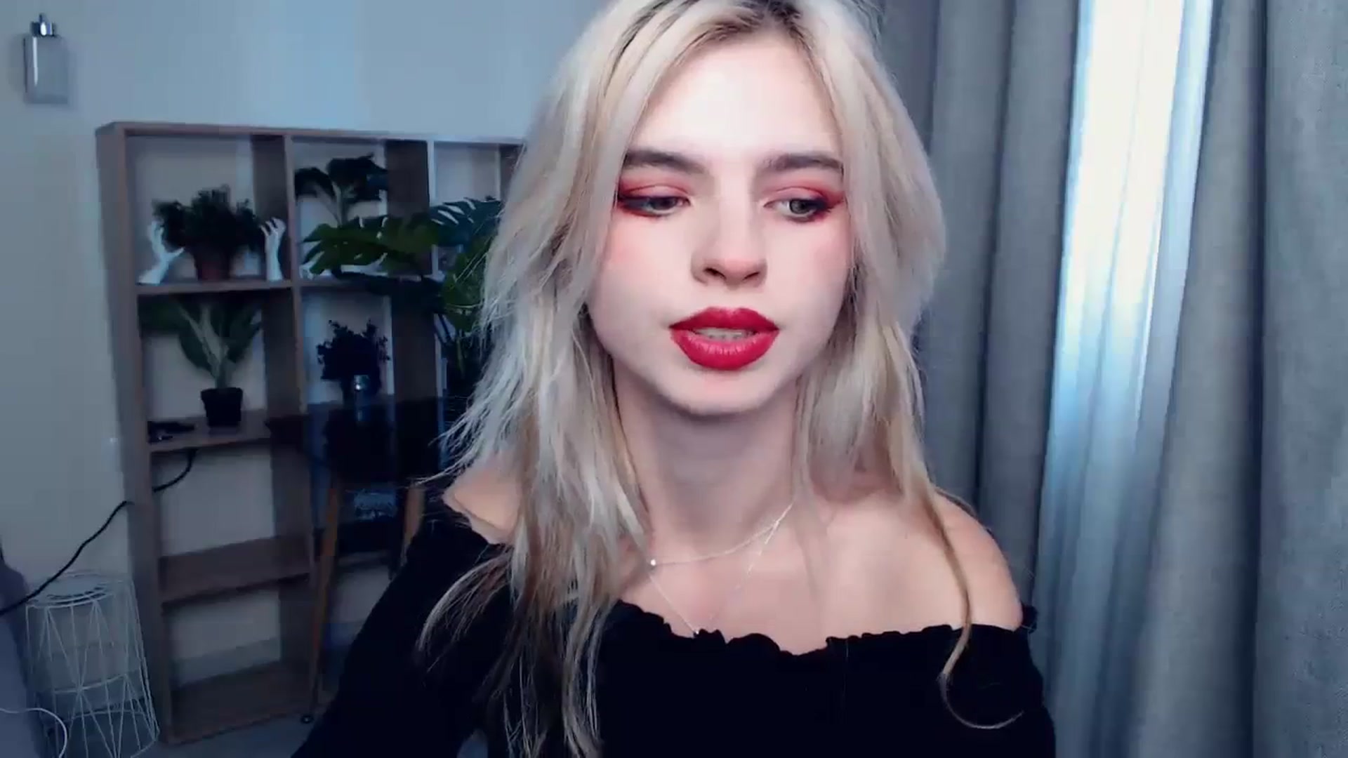 Gallery image thumbnail from Erineys's myfreecams stream on, 10/11/2023, 07:15 image 13 of 20
