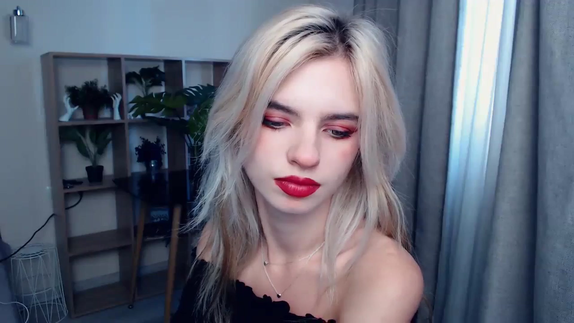 Gallery image thumbnail from Erineys's myfreecams stream on, 10/11/2023, 07:15 image 8 of 20