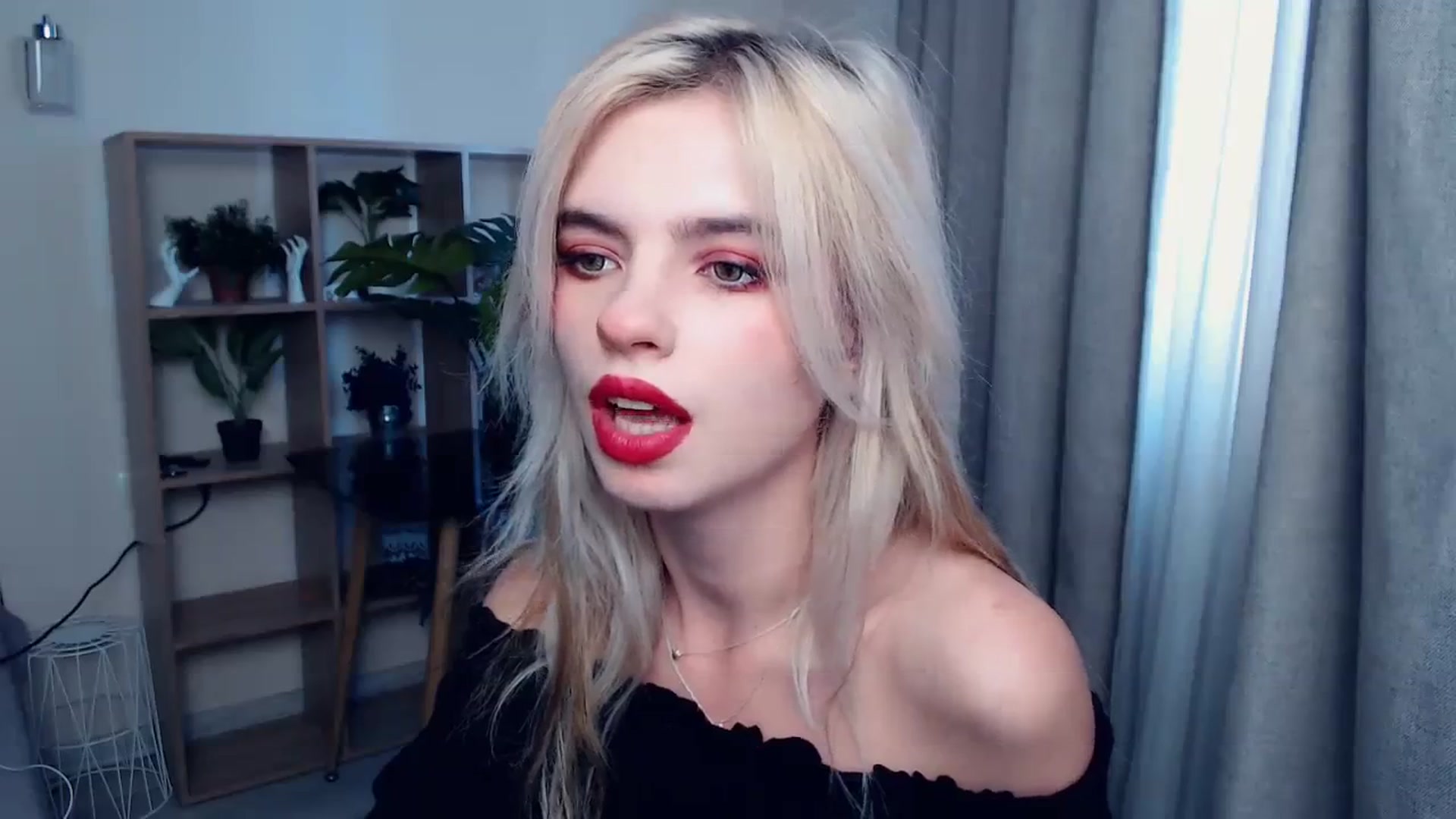 Gallery image thumbnail from Erineys's myfreecams stream on, 10/11/2023, 07:15 image 6 of 20