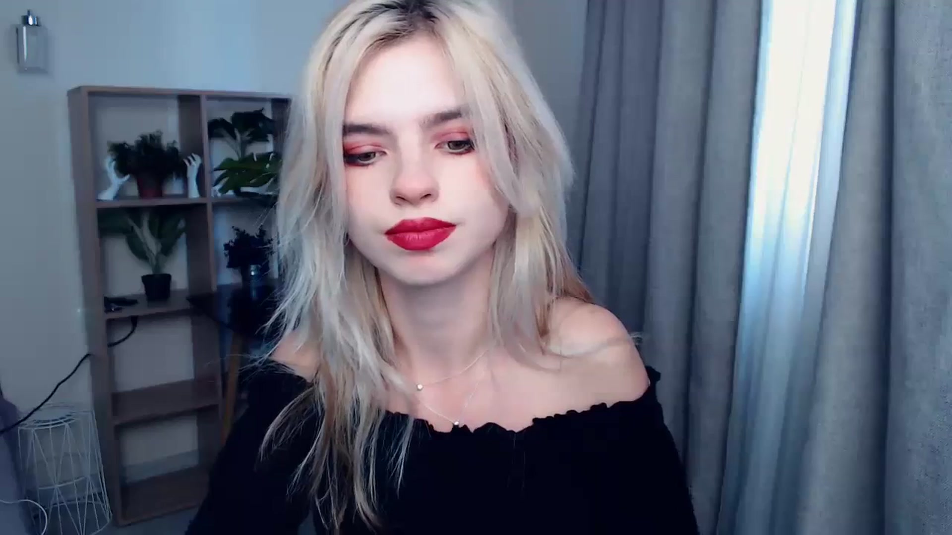 Gallery image thumbnail from Erineys's myfreecams stream on, 10/11/2023, 07:15 image 16 of 20